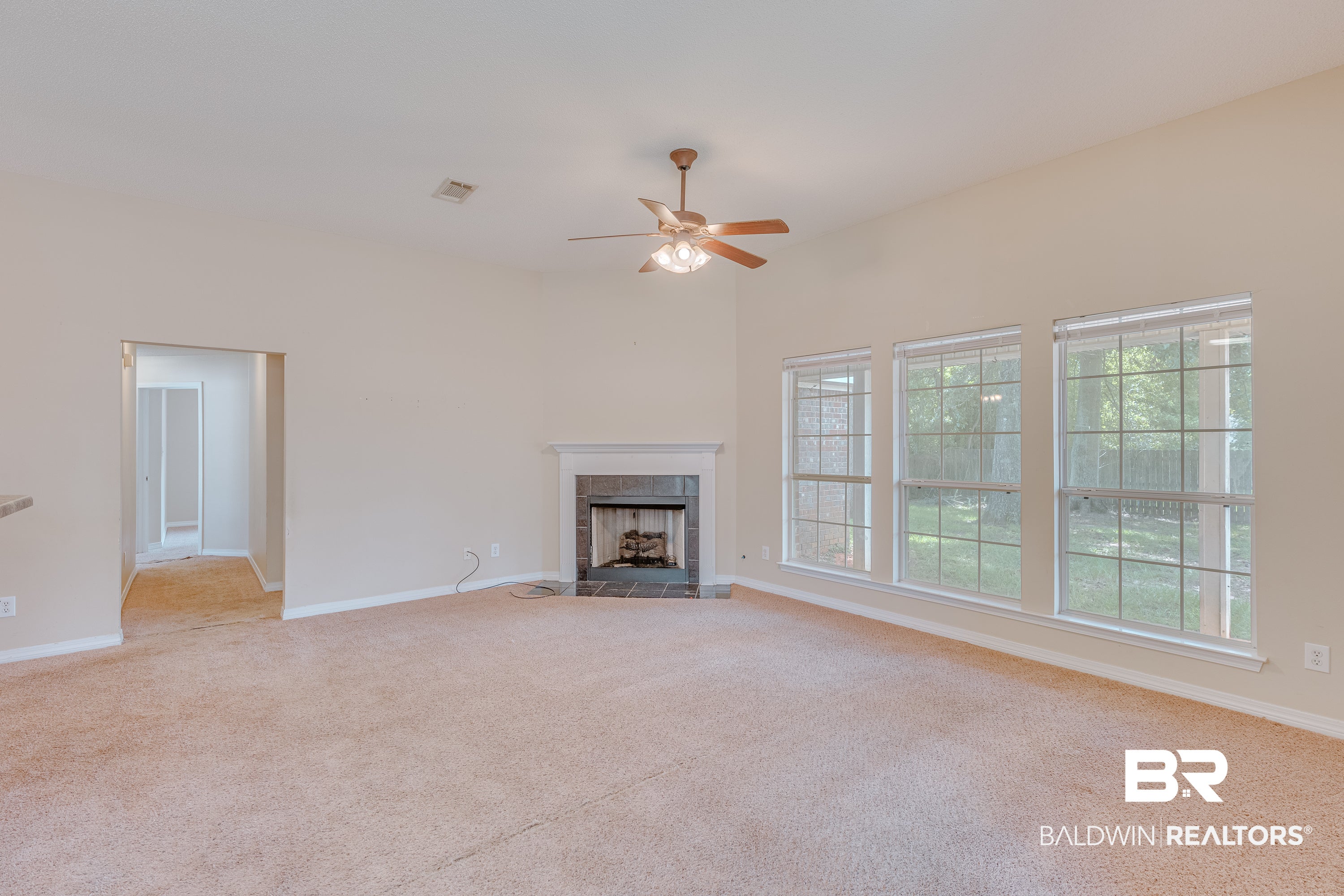 8825 Spring Grove