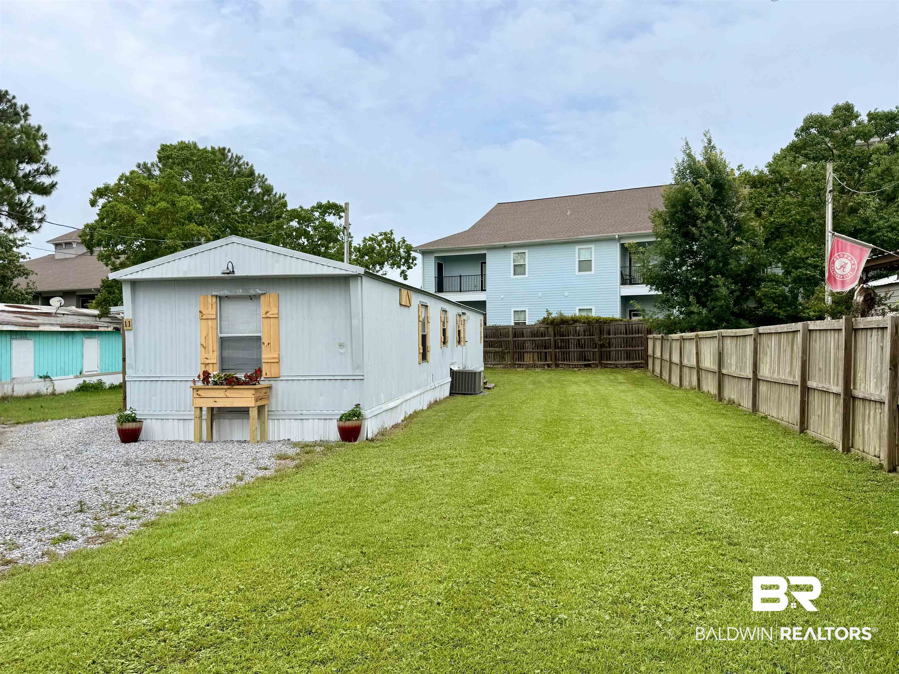 25555 Canal Road 11