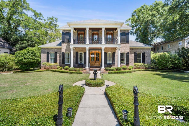 113 Oak Avenue