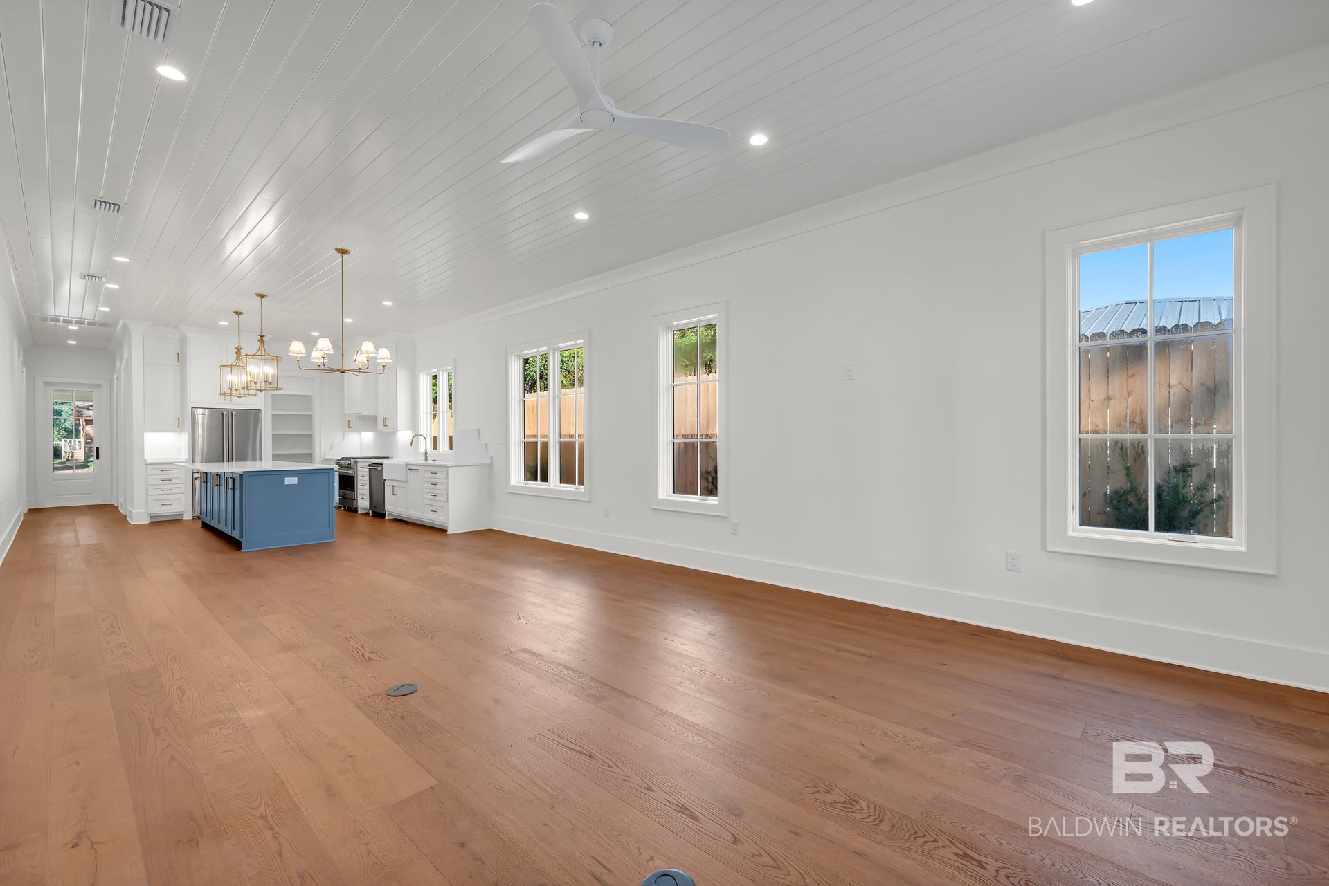 410 Azalea Street 101
