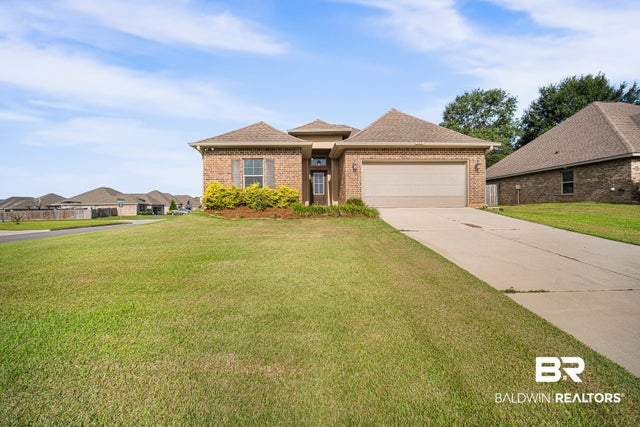21416 Merlot Loop