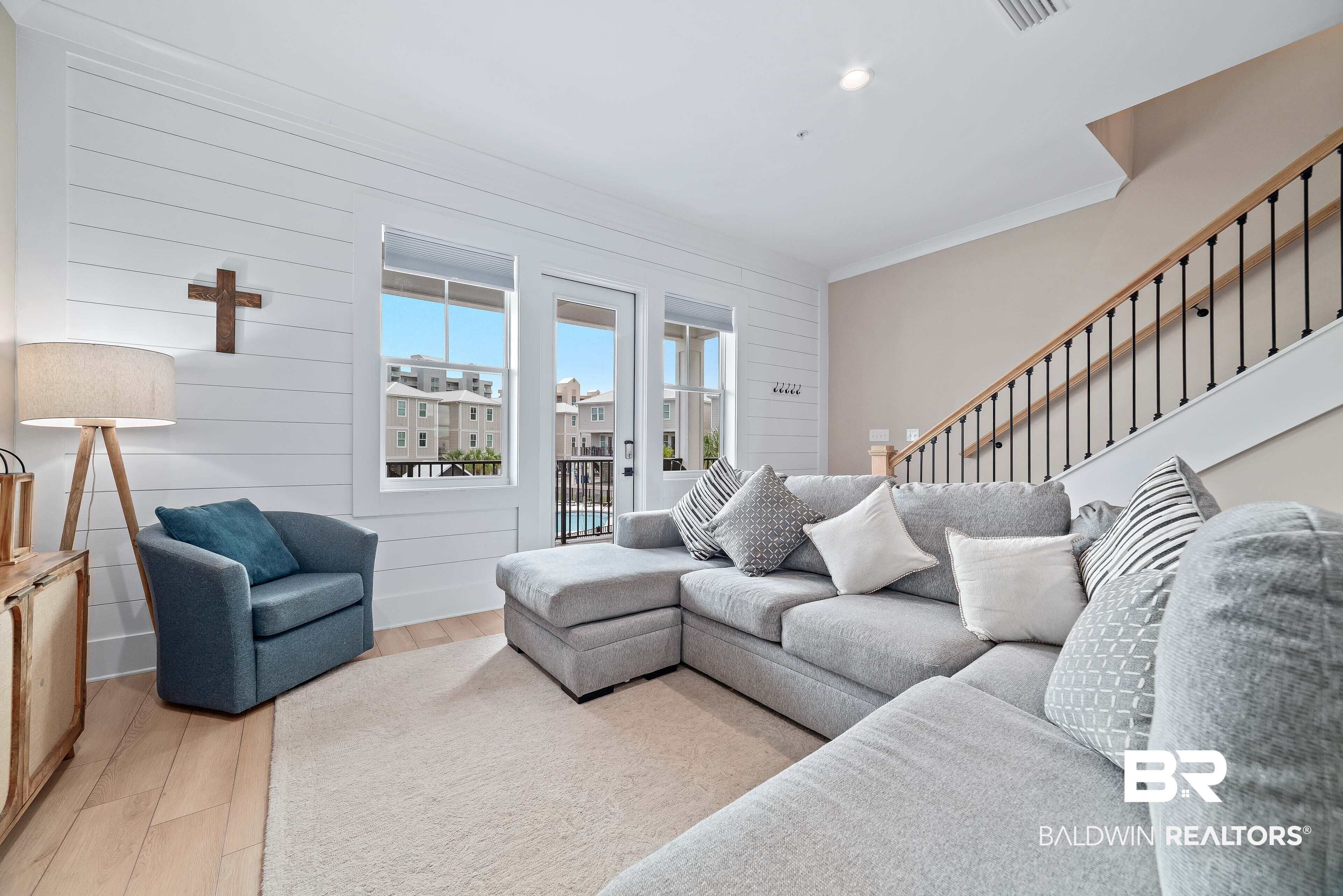 951 W Lagoon Avenue UNIT M