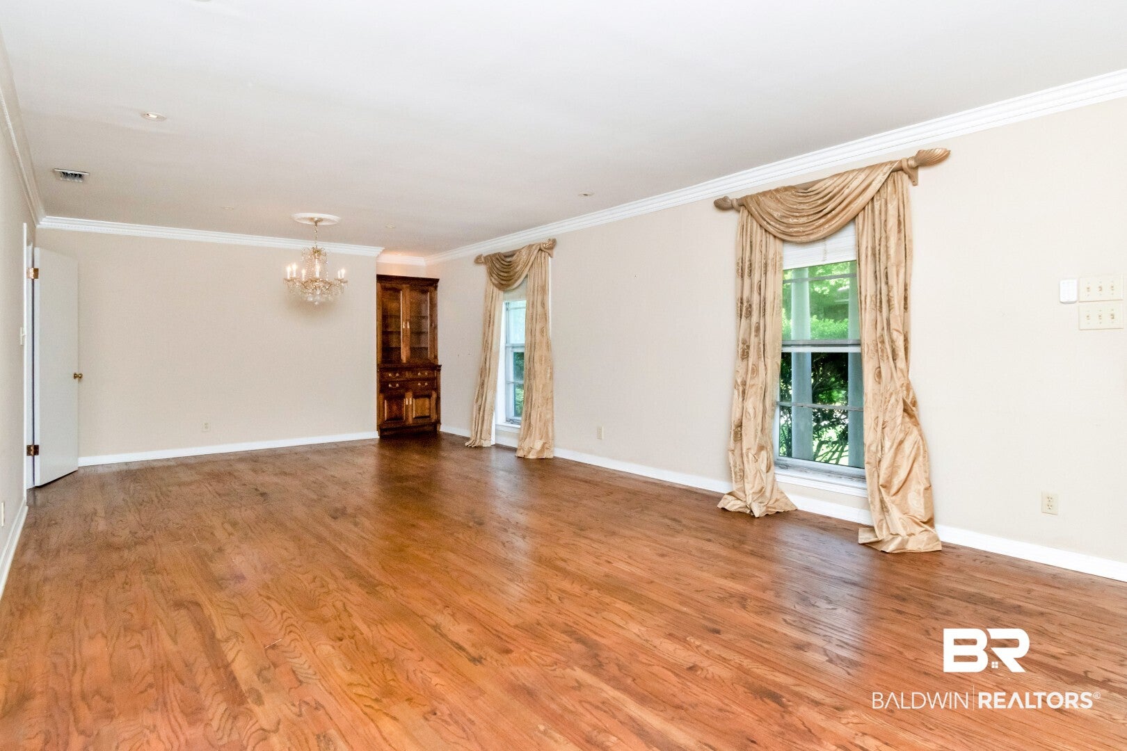 230 Cache Cir