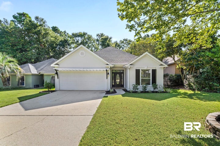 Photo 1 of 37 — 118 Chestnut Ridge, Fairhope, AL 36532