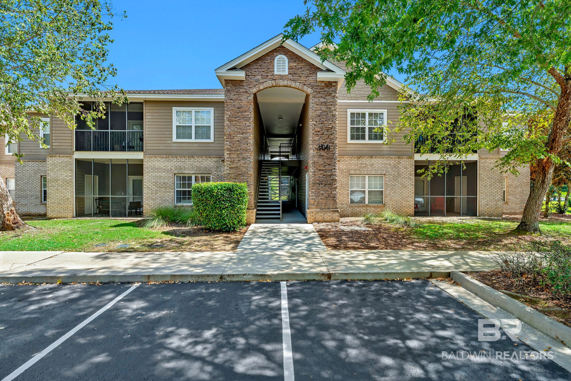 450 Park Avenue APT 302