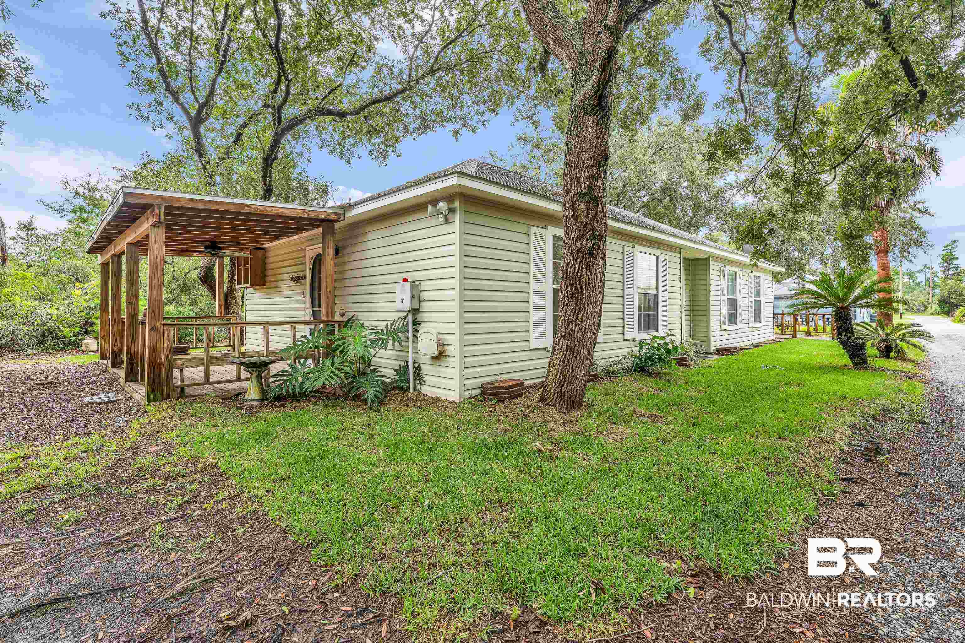 1624 Jackson Court