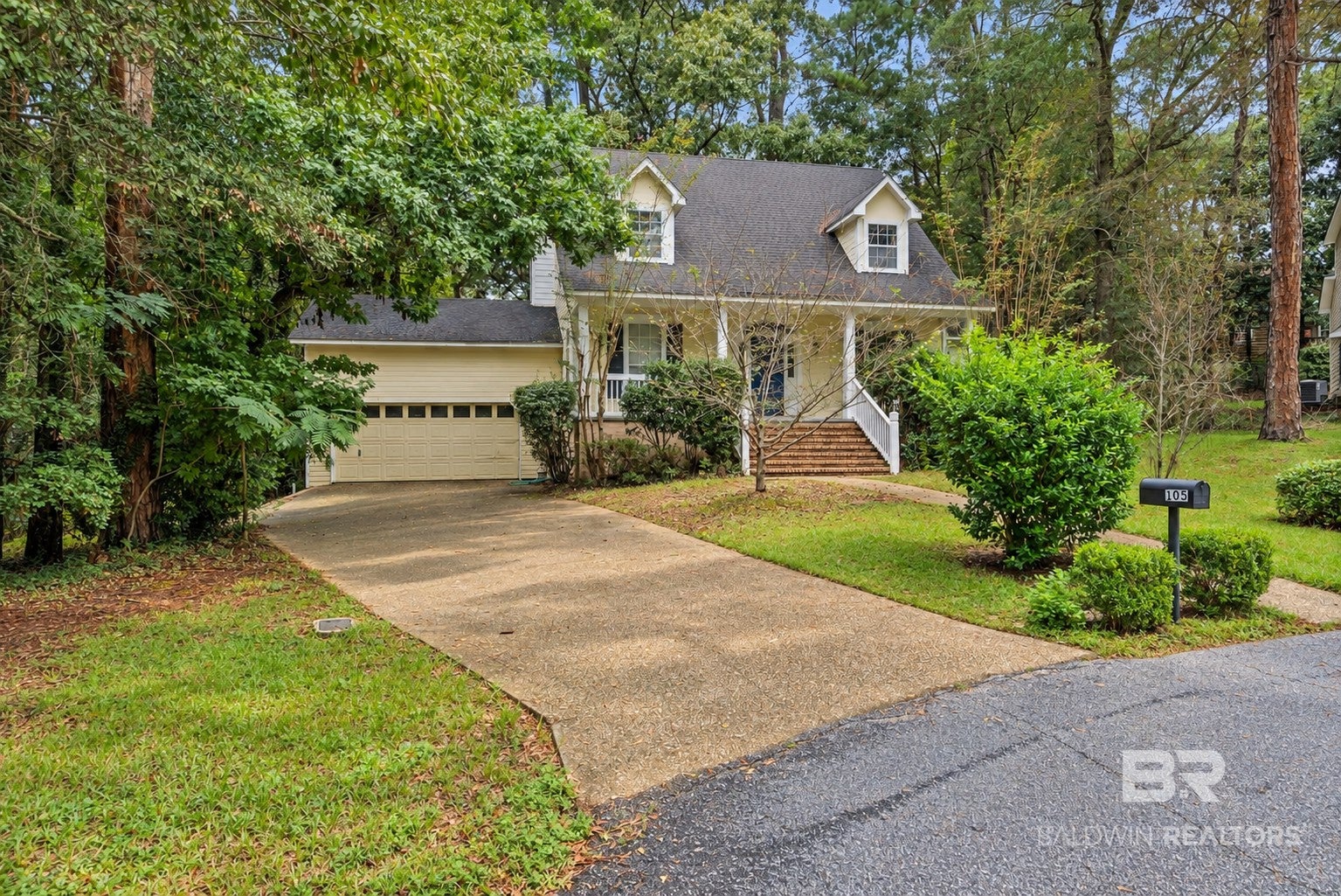 105 Blackthorne Circle