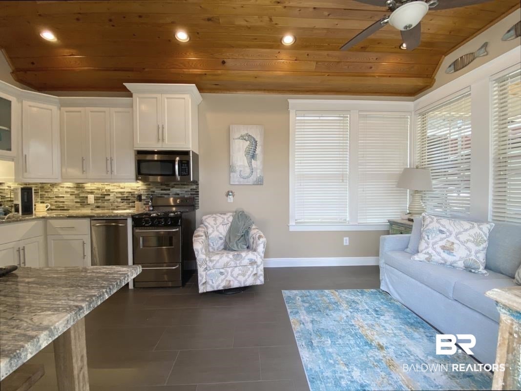 28888 Canal Road 53
