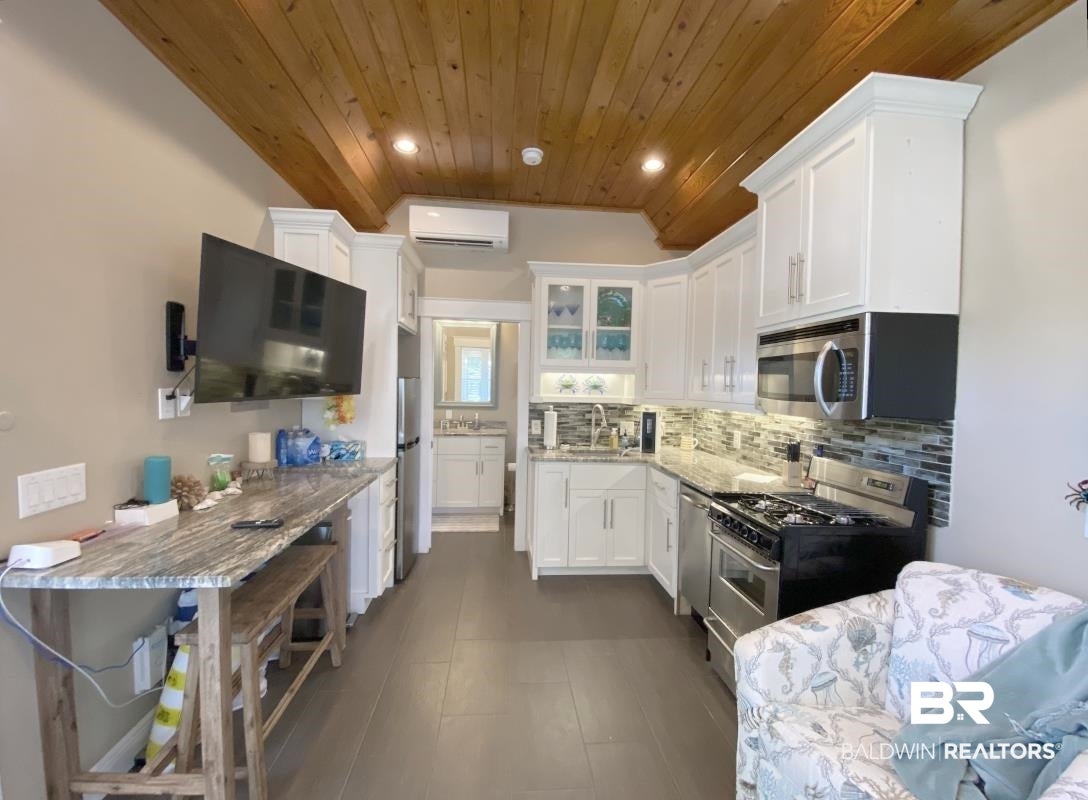 28888 Canal Road 53