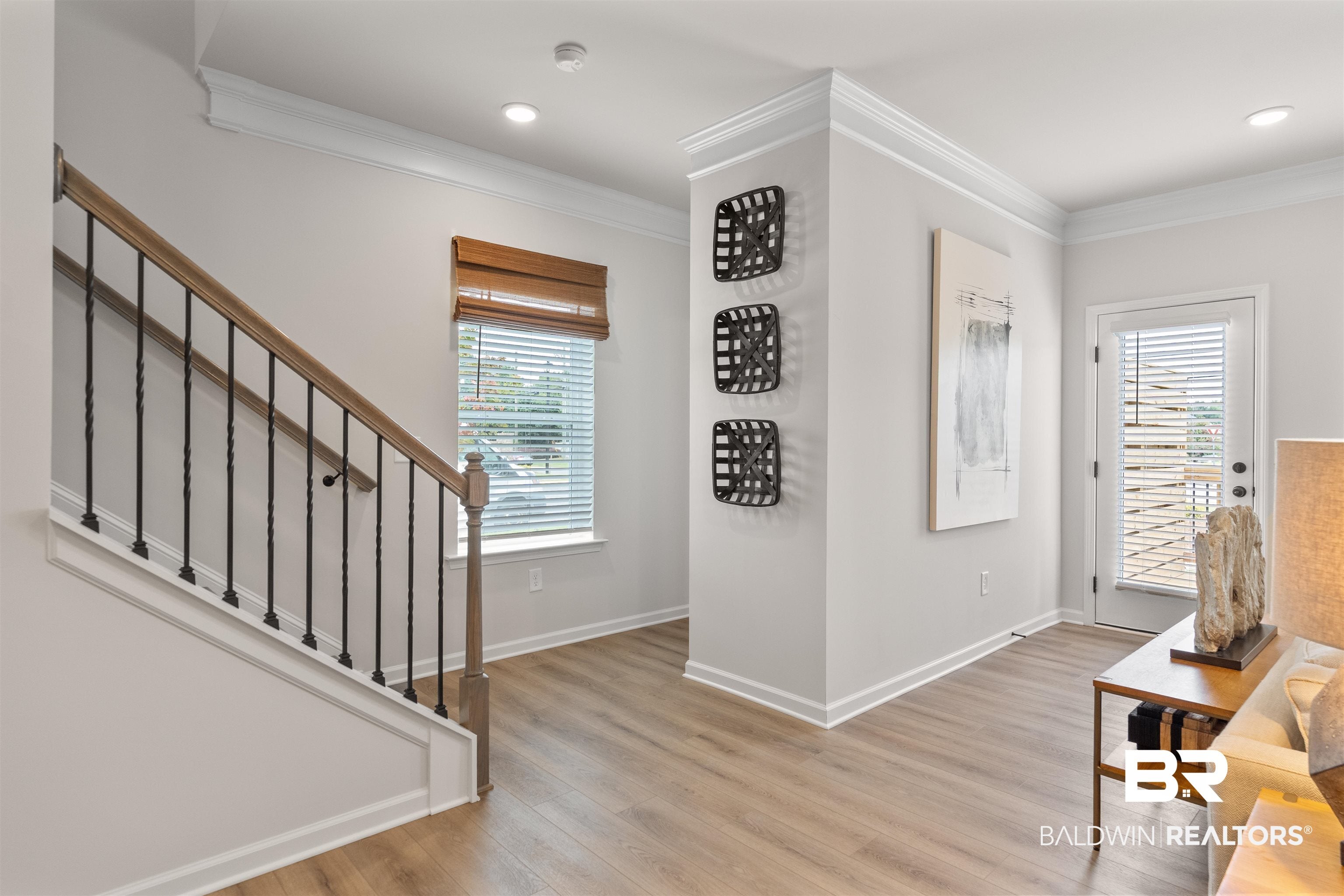 1216 Pearl Loop