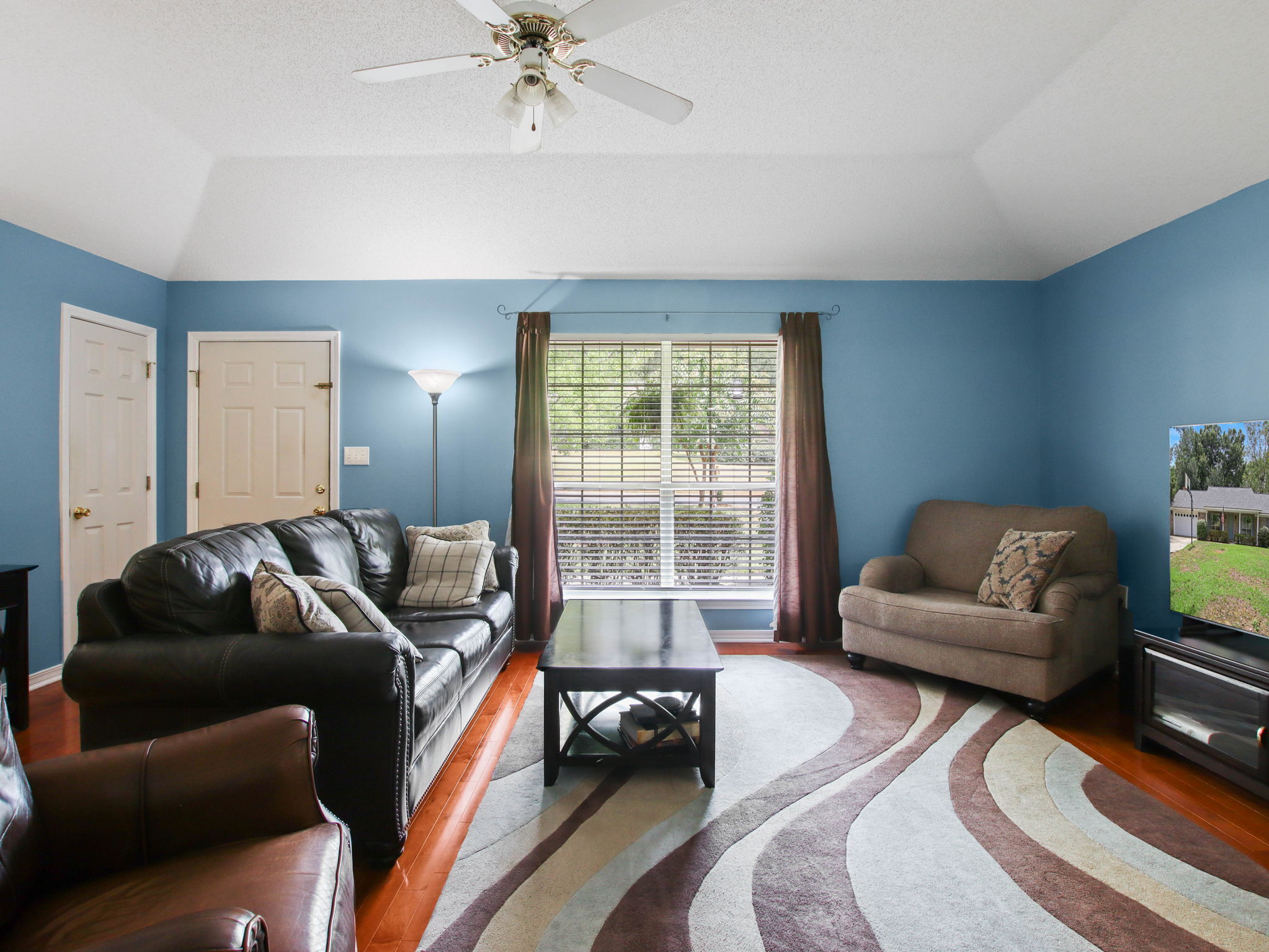 168 Robbins Blvd
