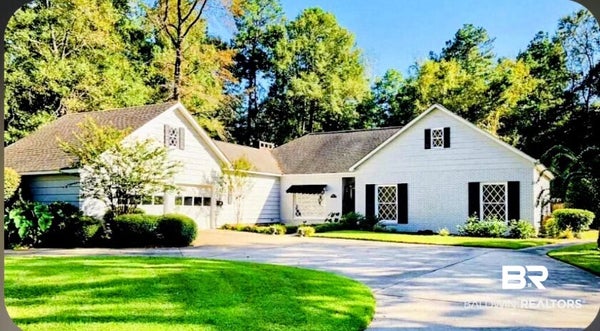 607 EDGEWOOD DR, BREWTON, AL 36426 - Image 6479cb7ccf4bb8e0b10cd1fecb3b4ab2/2065912347