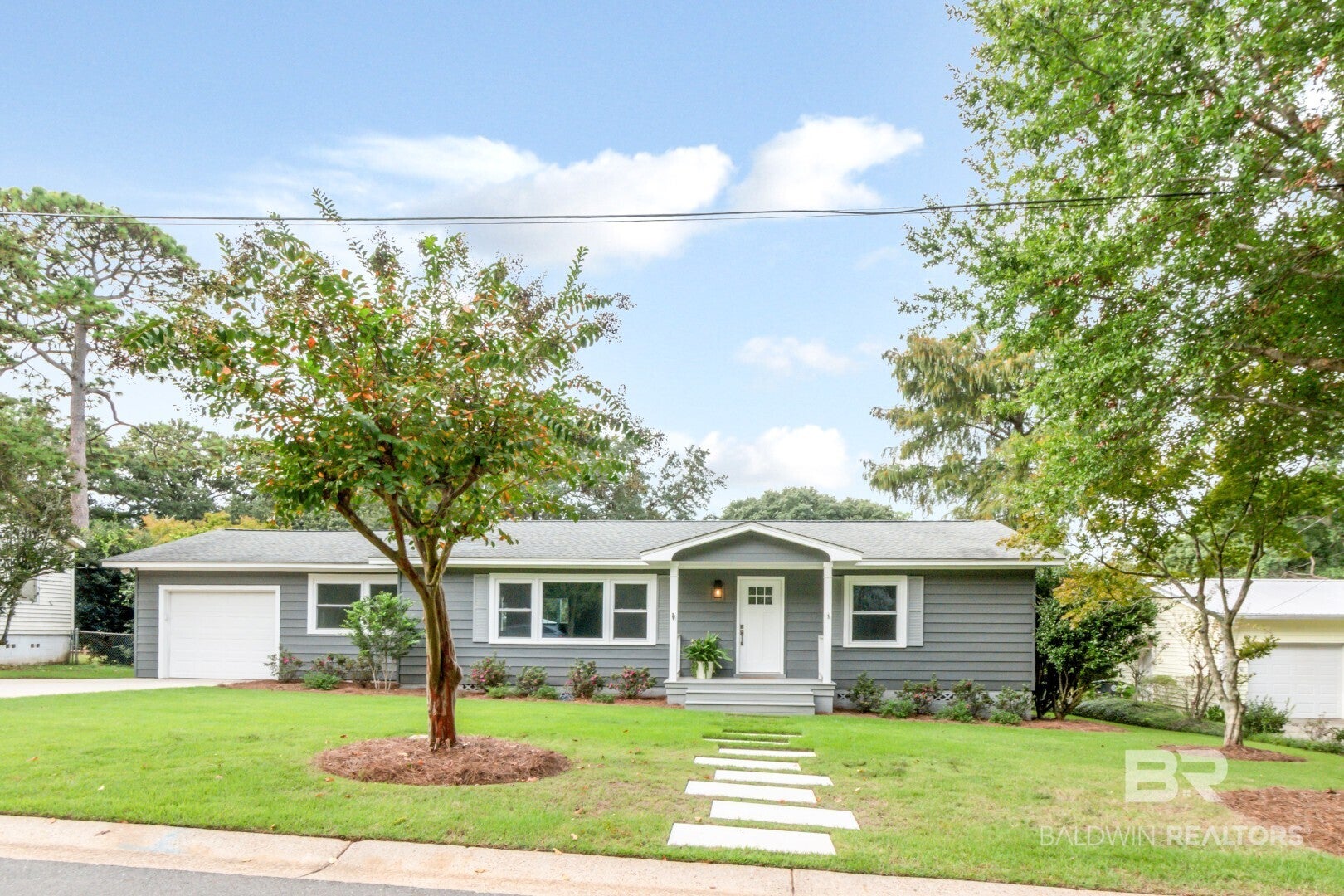 216 Pinecrest Lane
