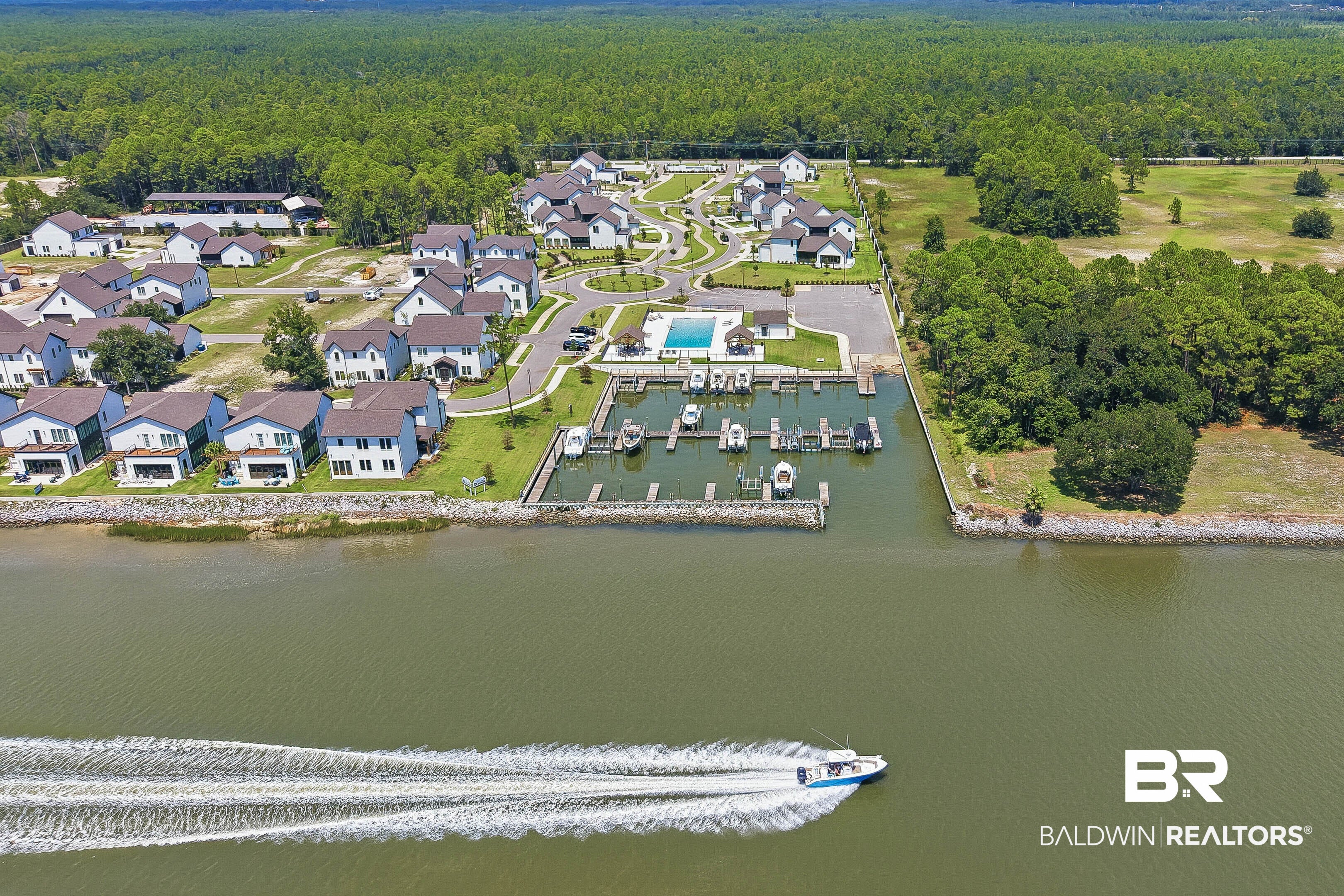 926 Inlet Circle