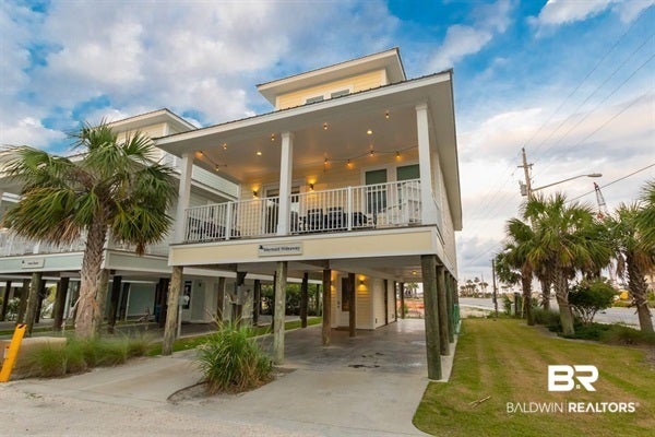 504 E Beach Blvd M