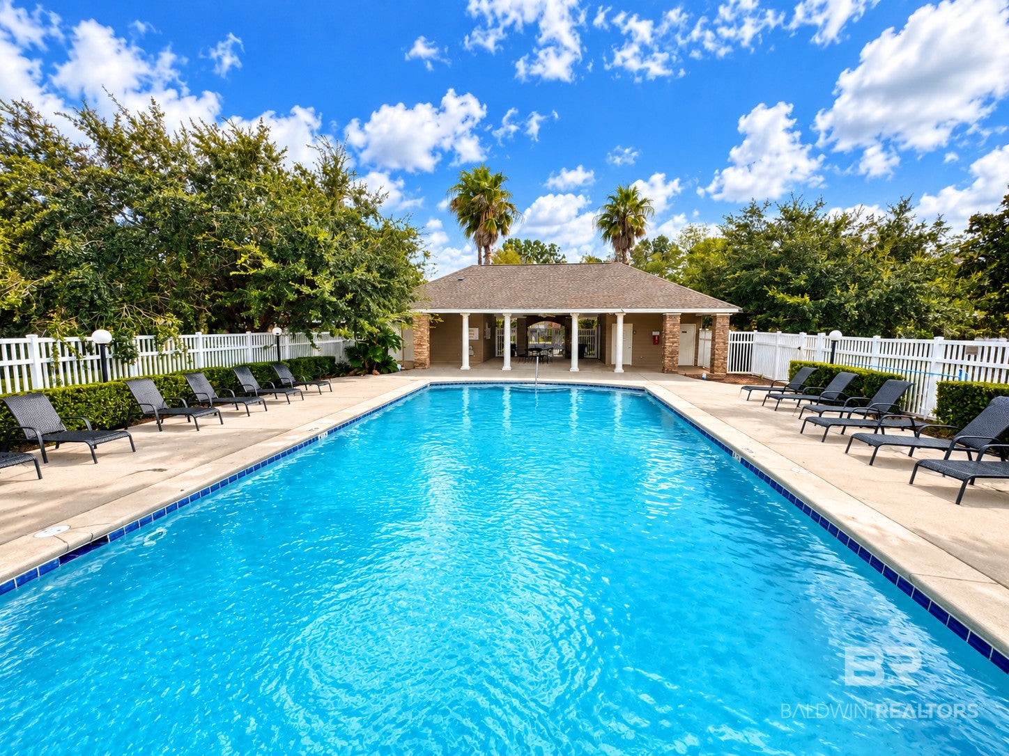 450 Park Avenue APT 109