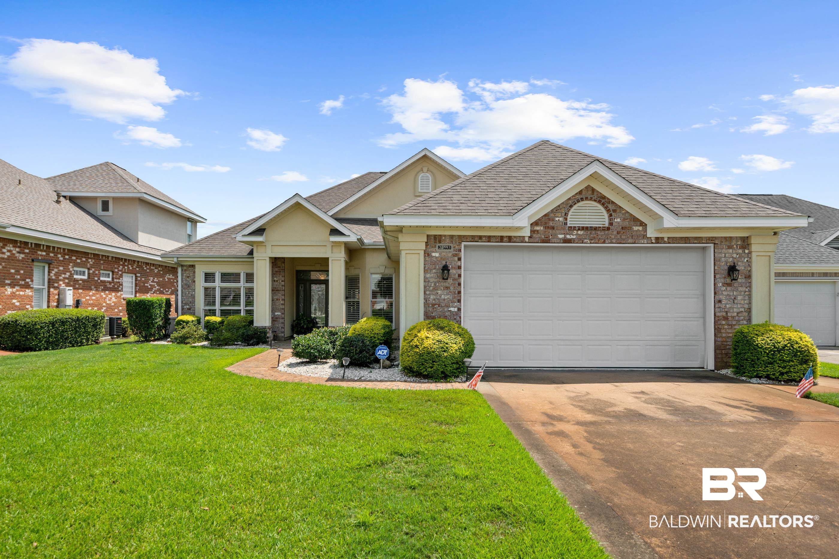 22593 Inverness Way