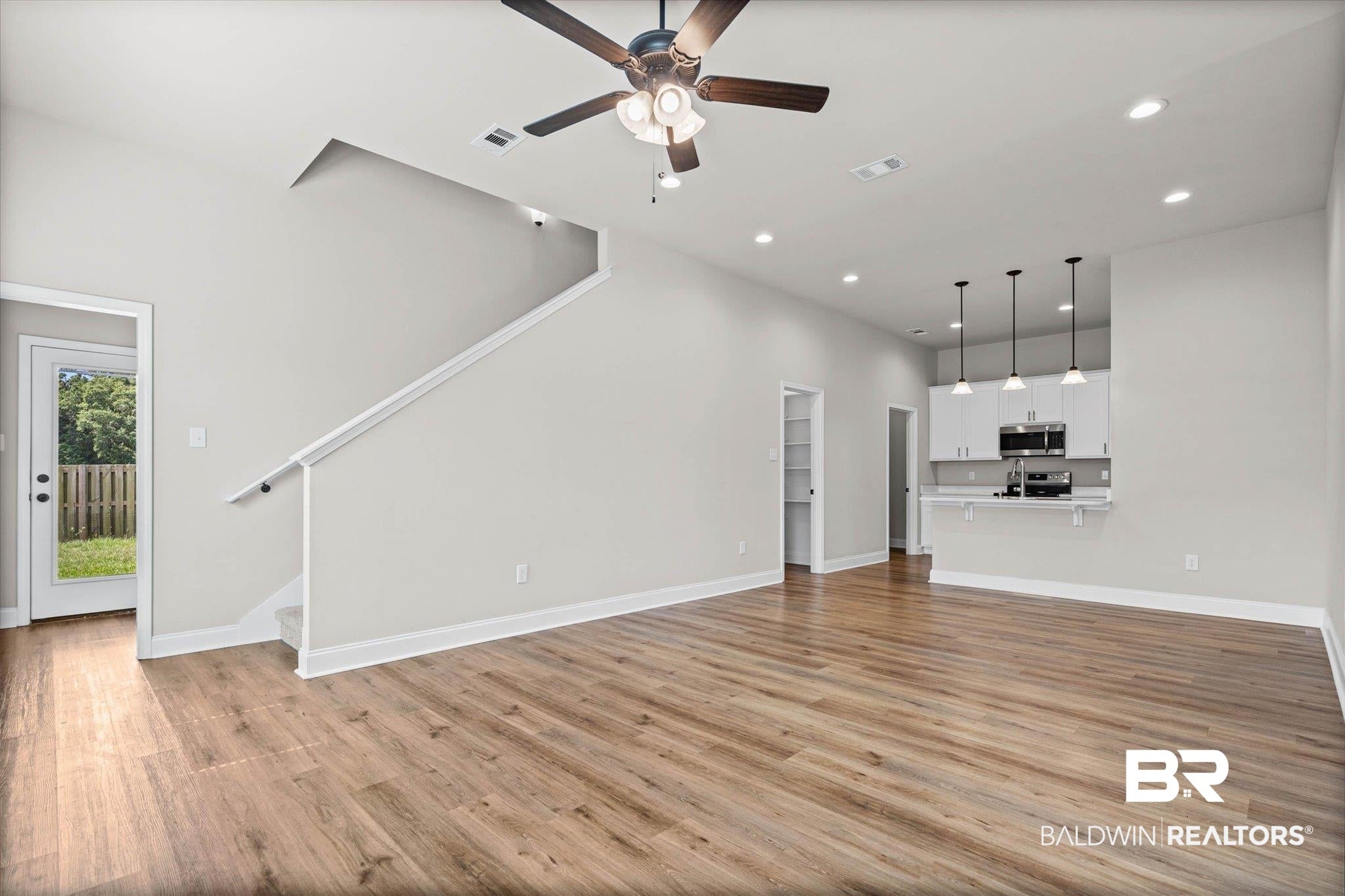 950 Gibson Court