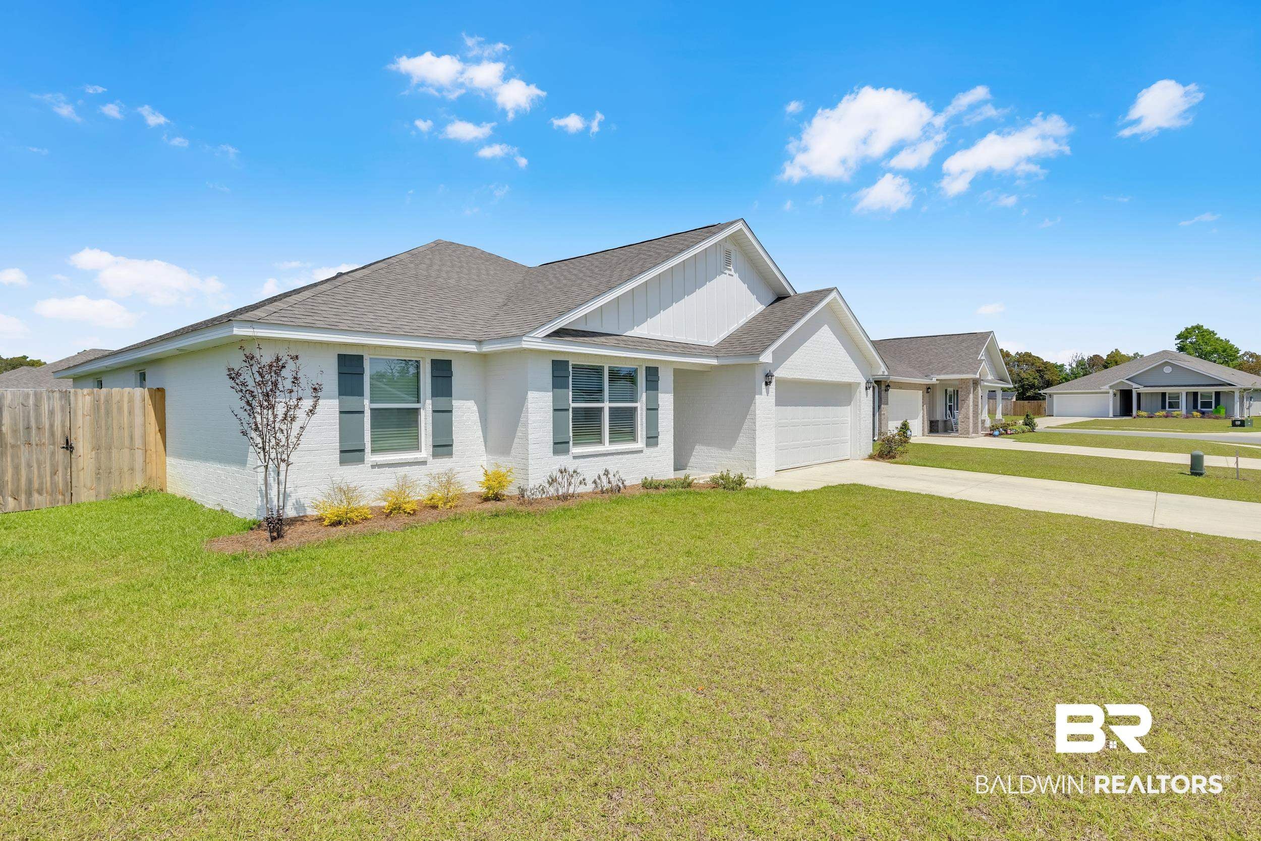 24183 Ringneck Loop