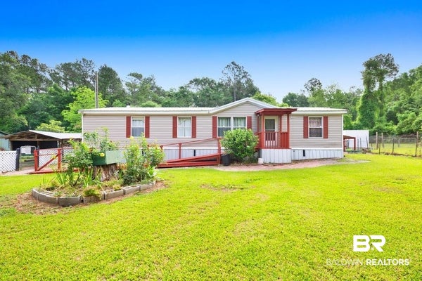 27770 RUNDLE LN, ROBERTSDALE, AL 36567 - Image 73b653075b3ecb7e80c16e1efbfd6d68/4004356785