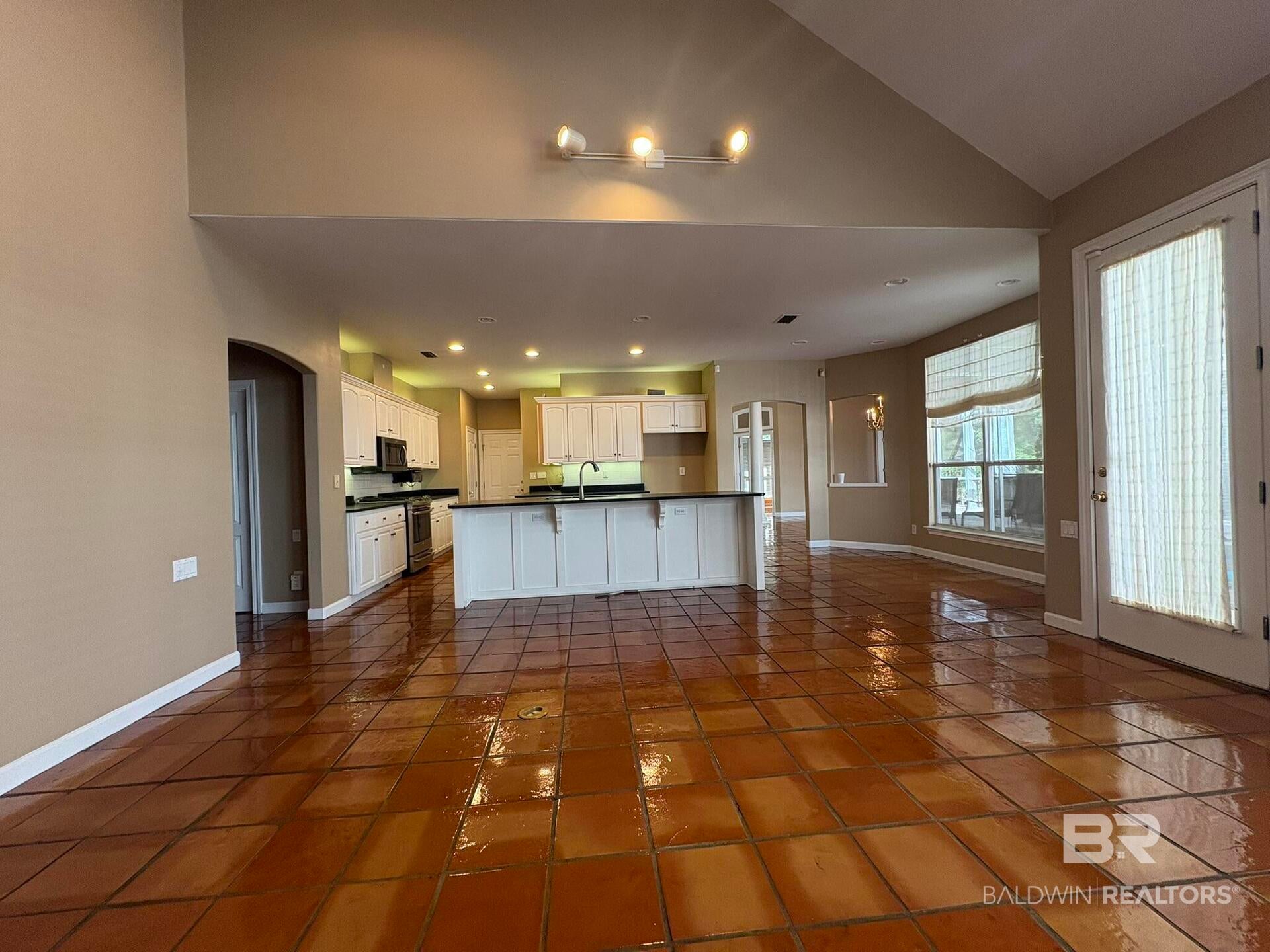 203 North Circle