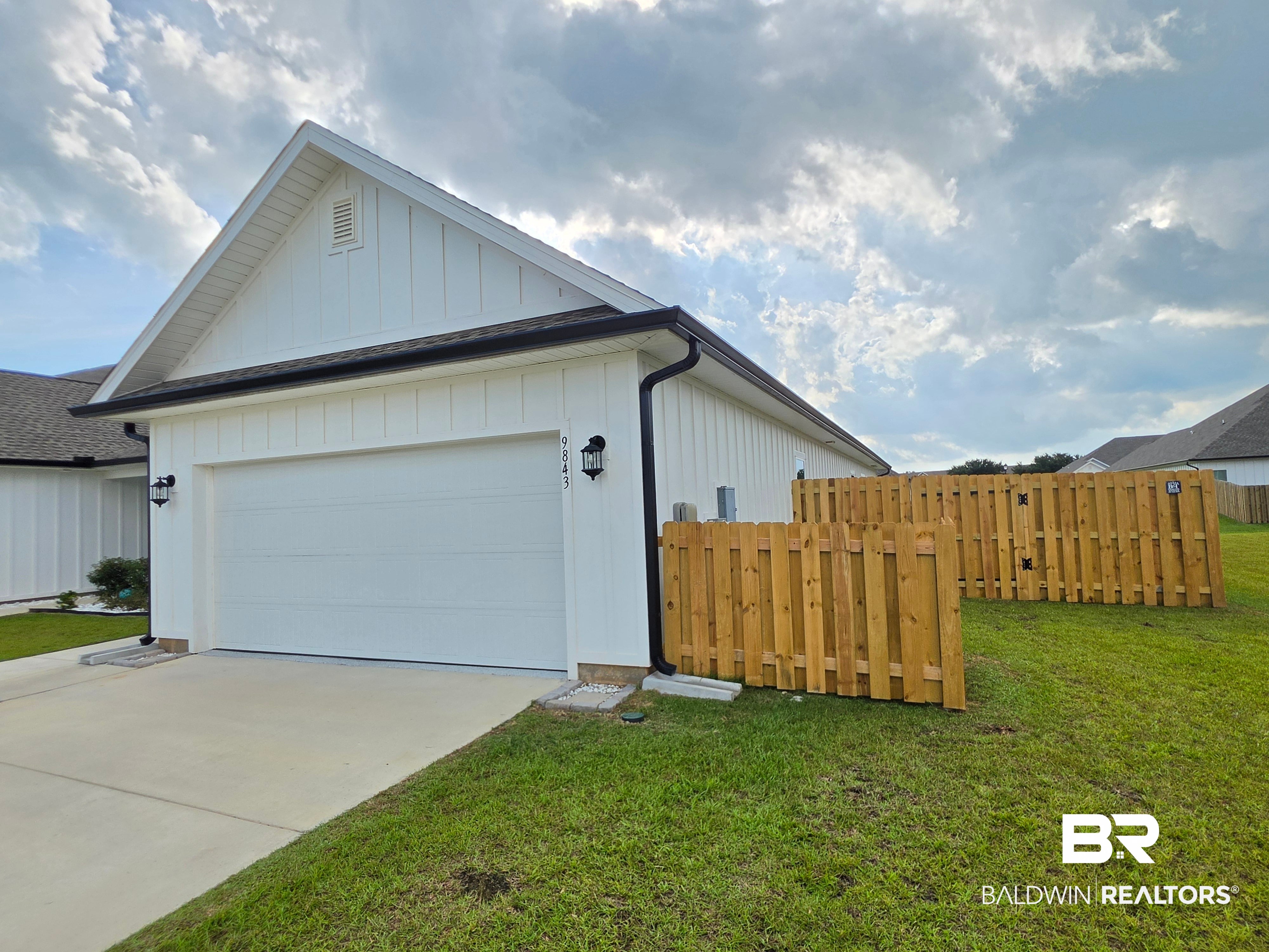 9843 Weller Cove