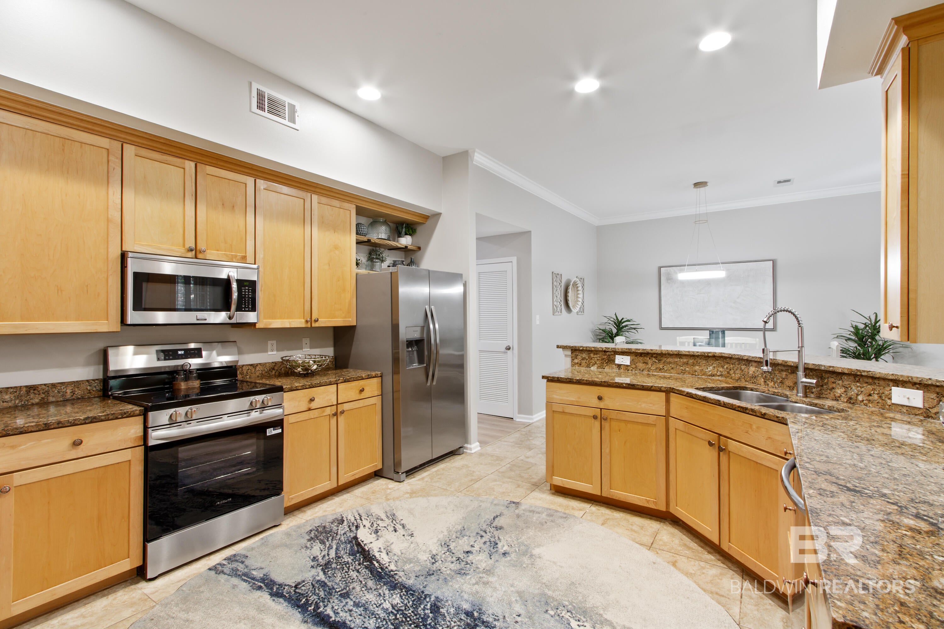4 Yacht Club Dr 86