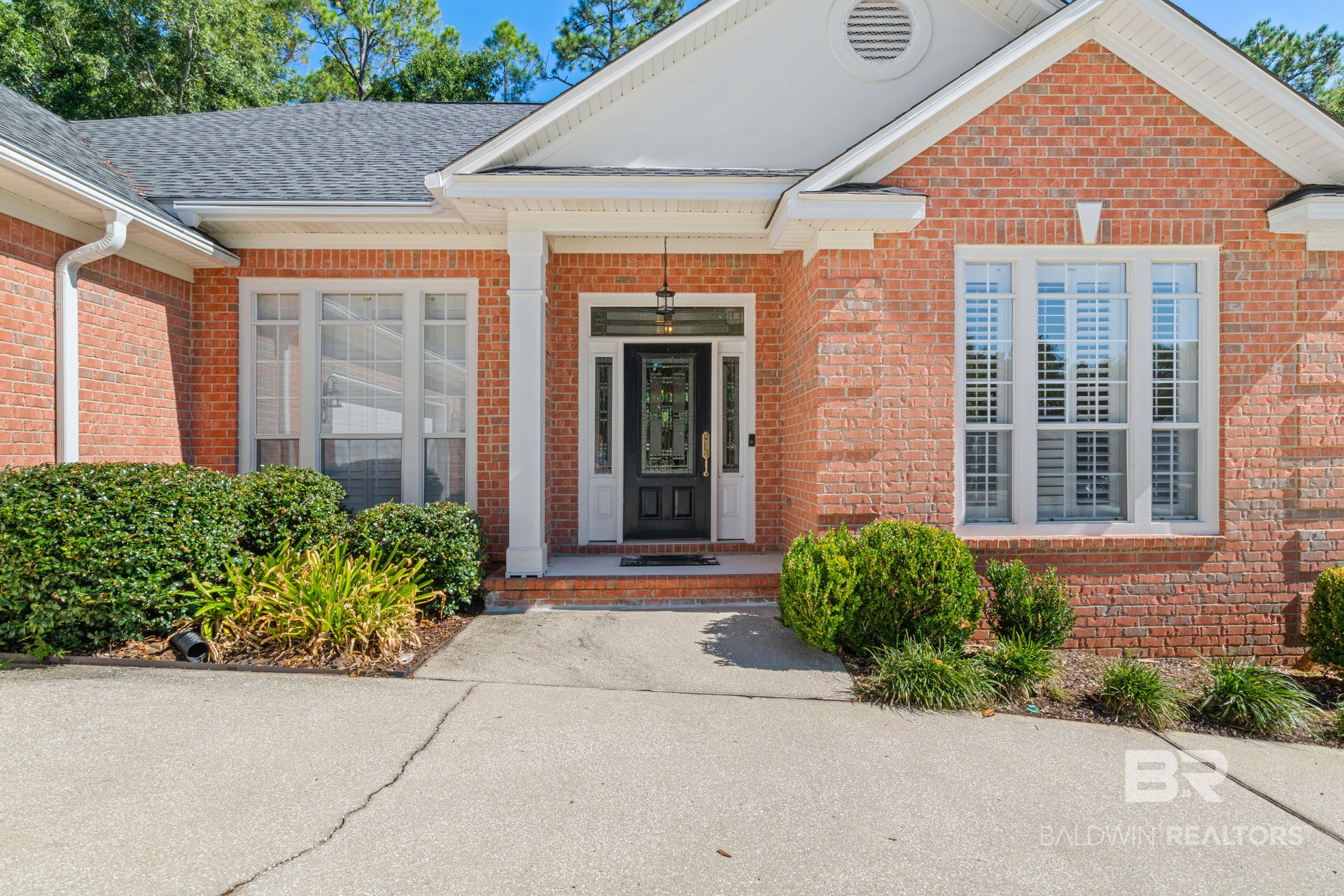 105 Ashton Ct