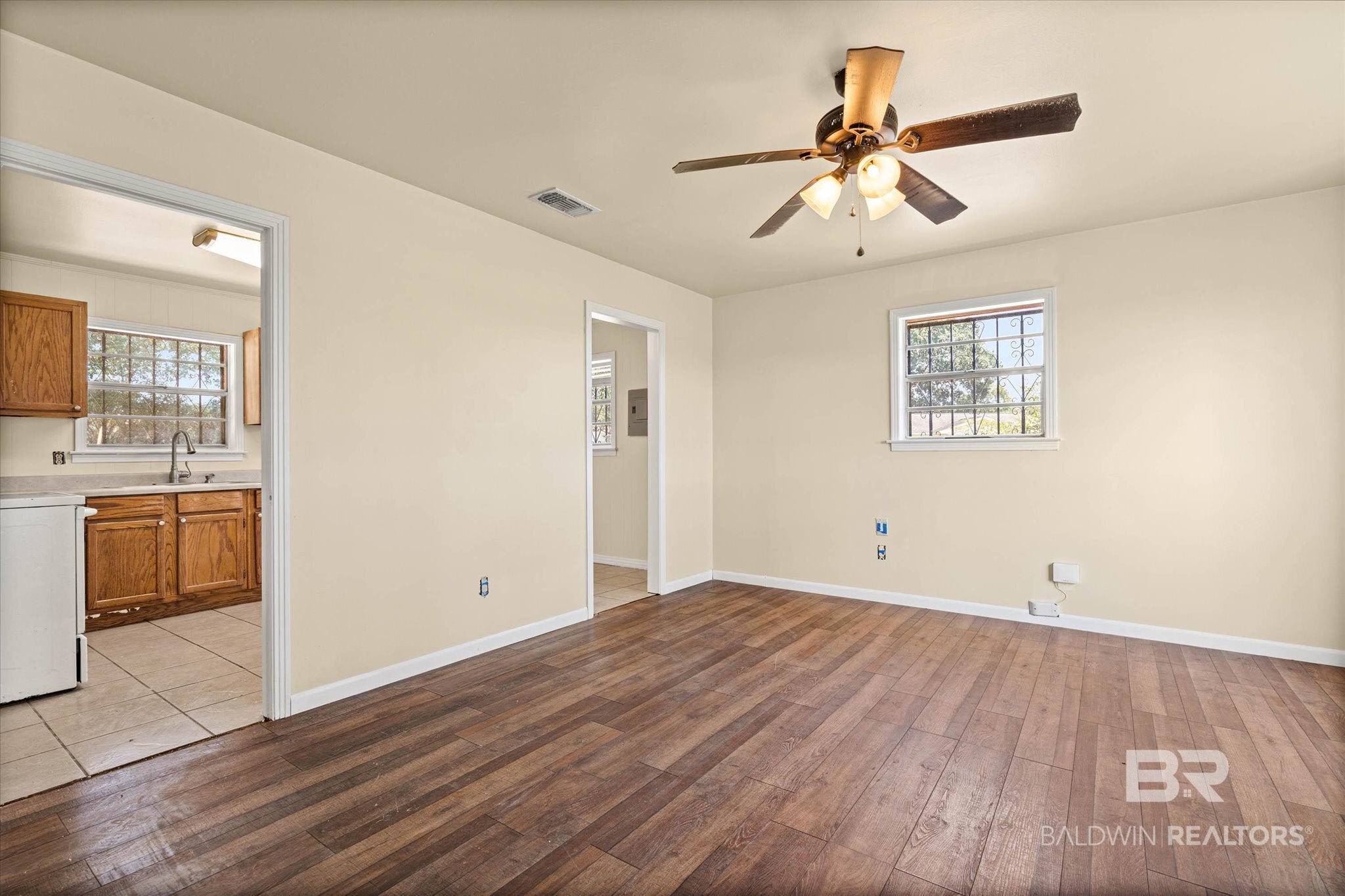 400 W 9th Avenue