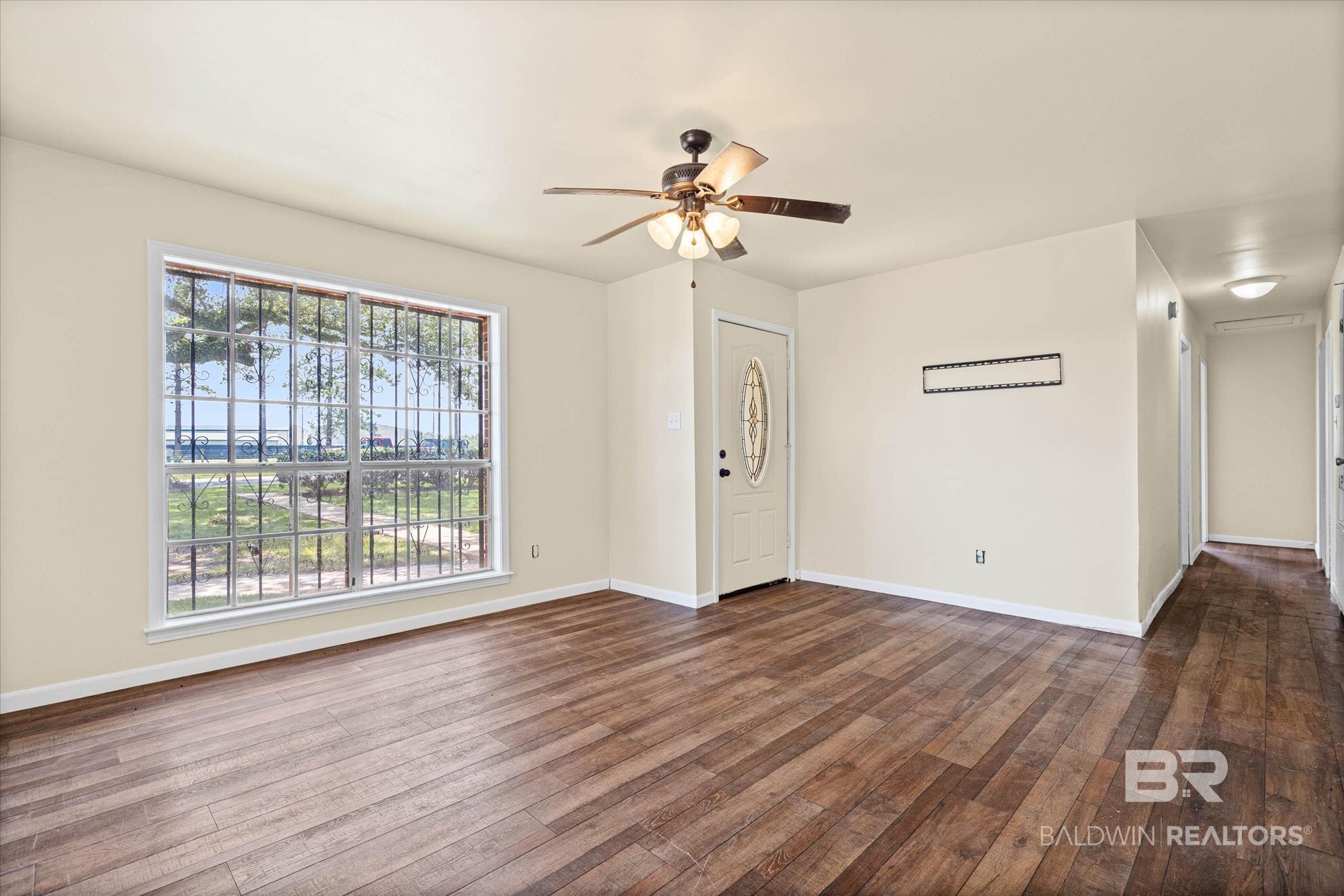 400 W 9th Avenue