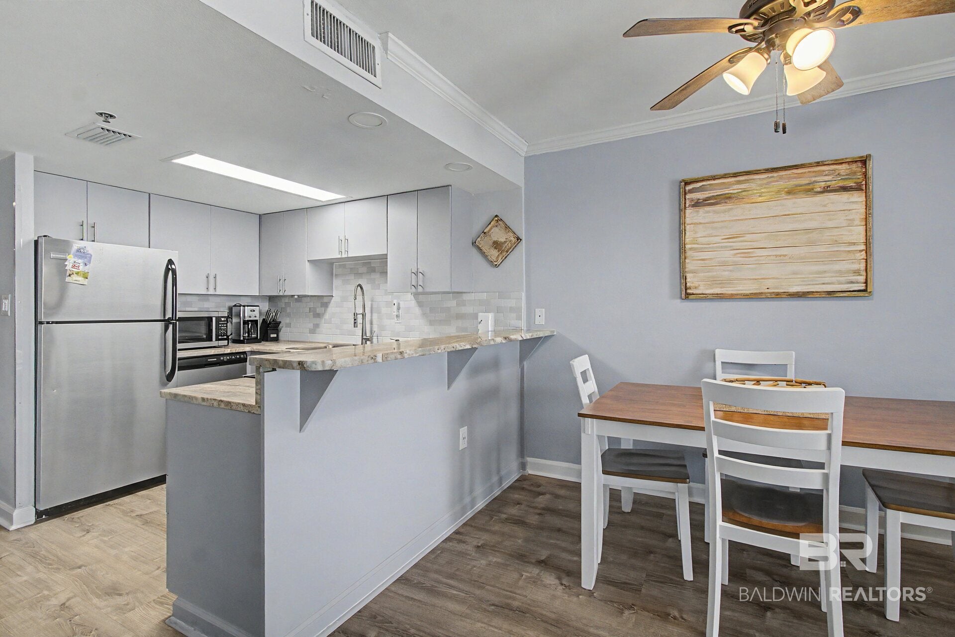 517 E Beach Blvd 2C