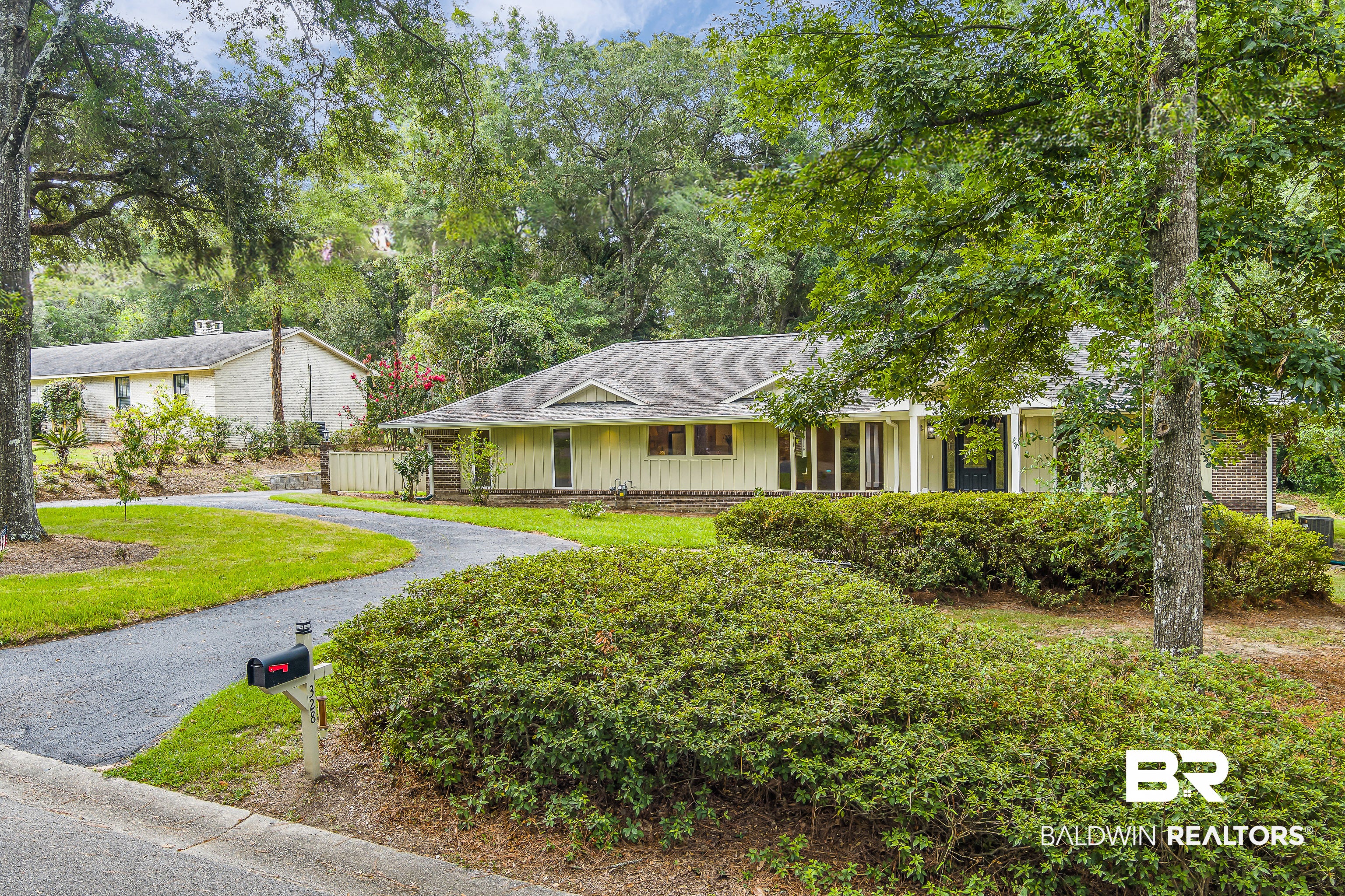 328 Bay Hill Drive