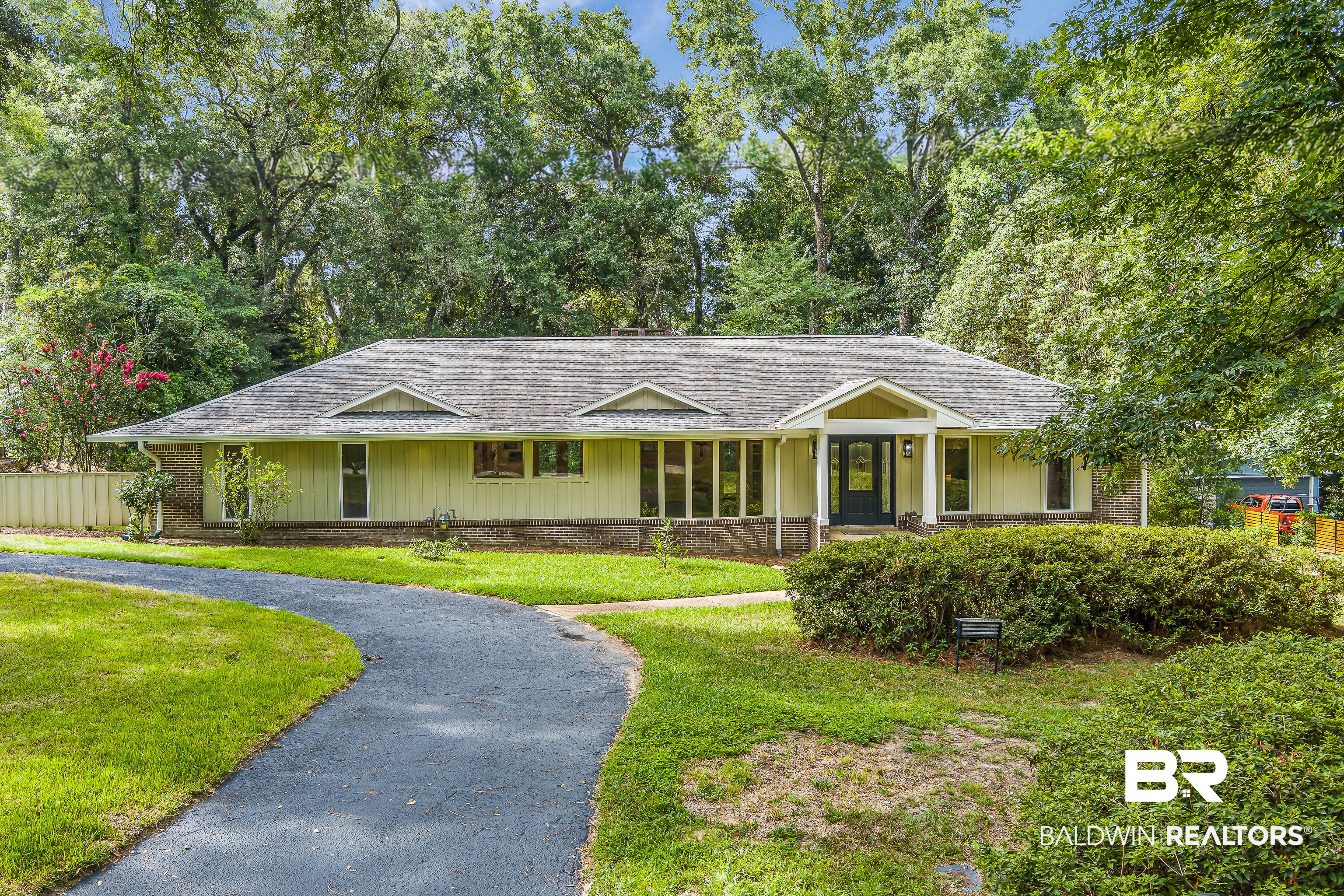 328 Bay Hill Drive