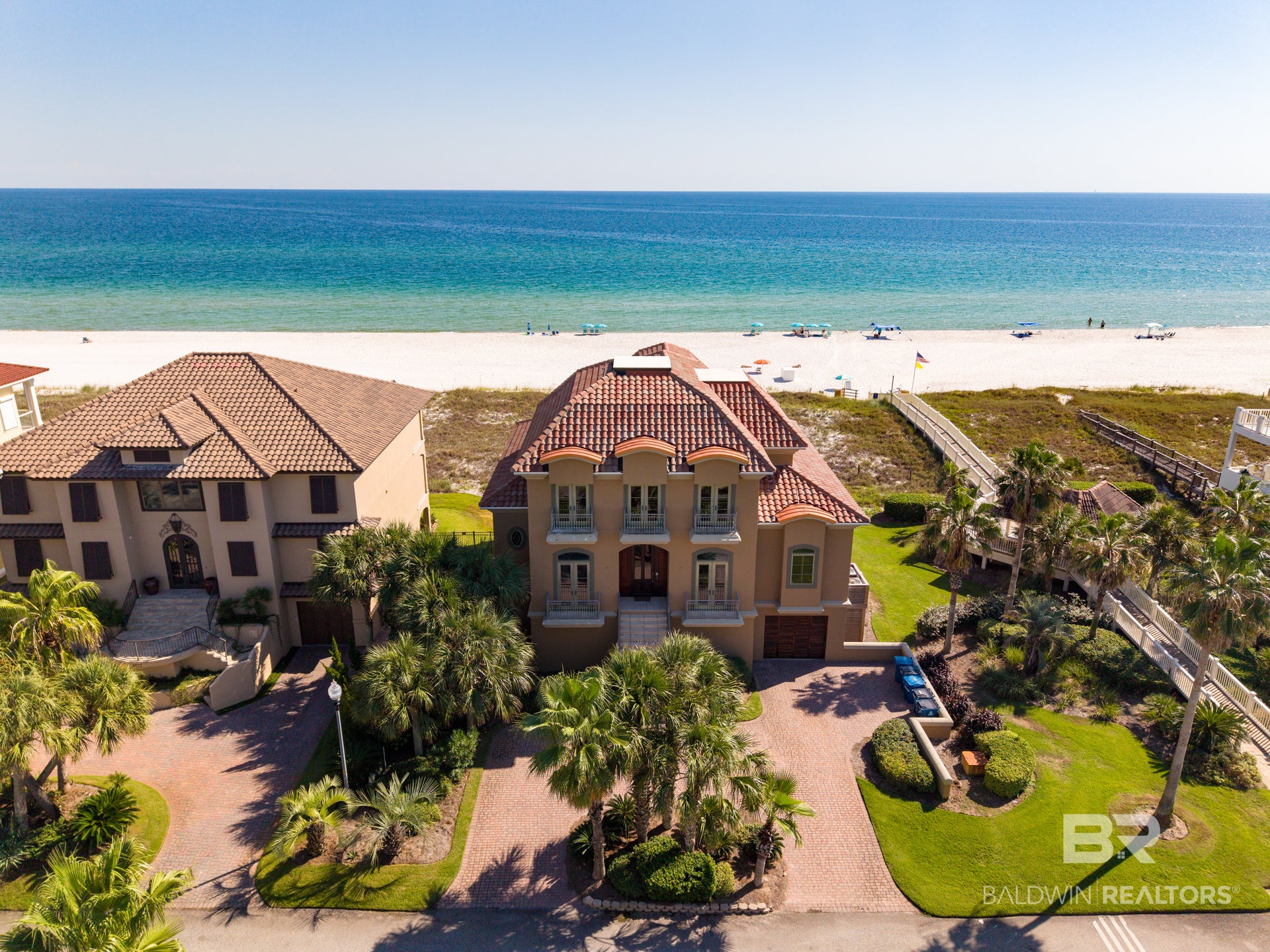3237 Dolphin Drive