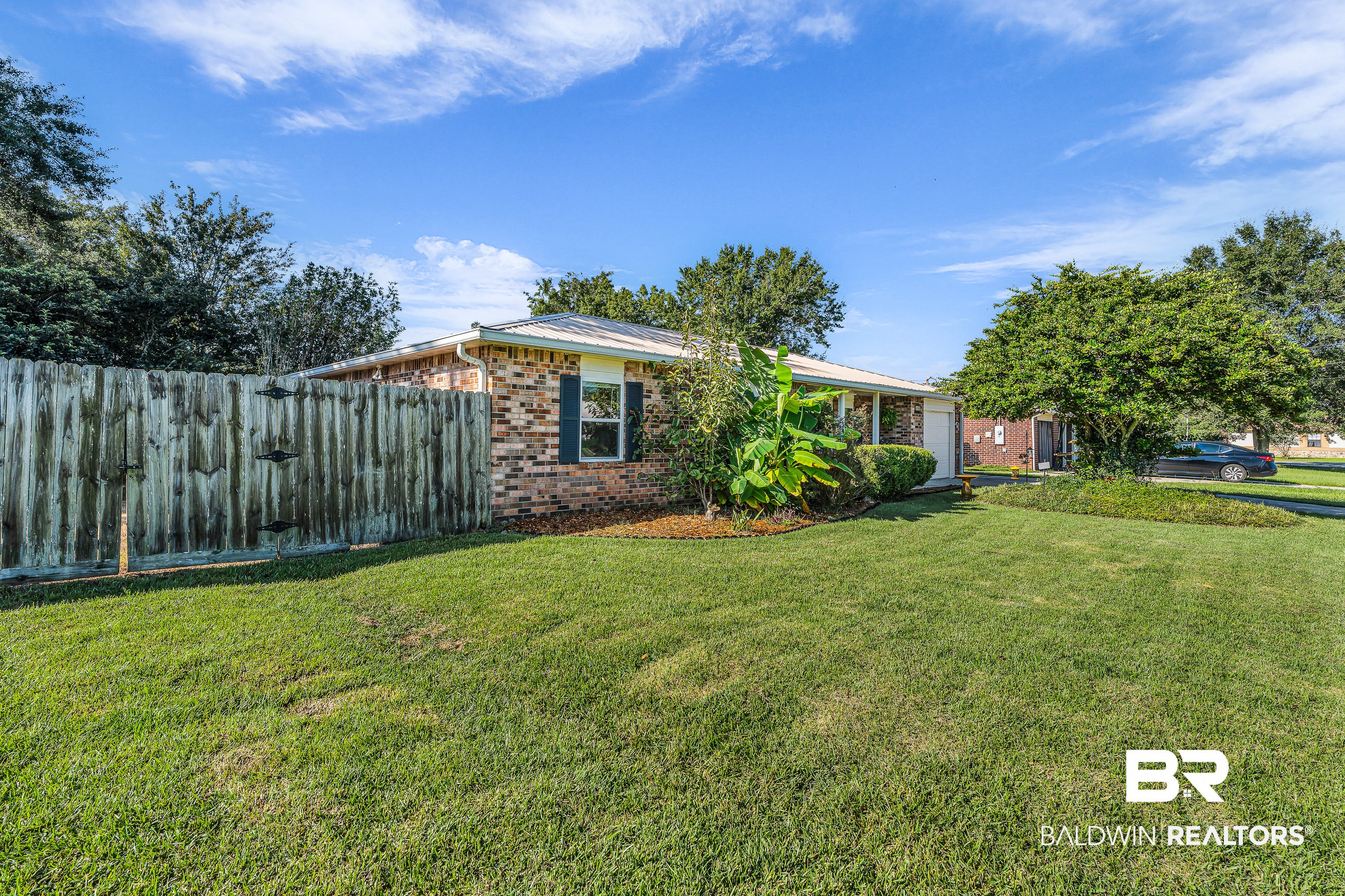 425 Cedar Court