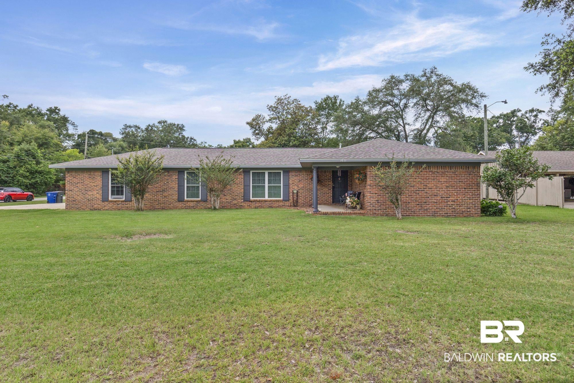 1011 N Pine Street