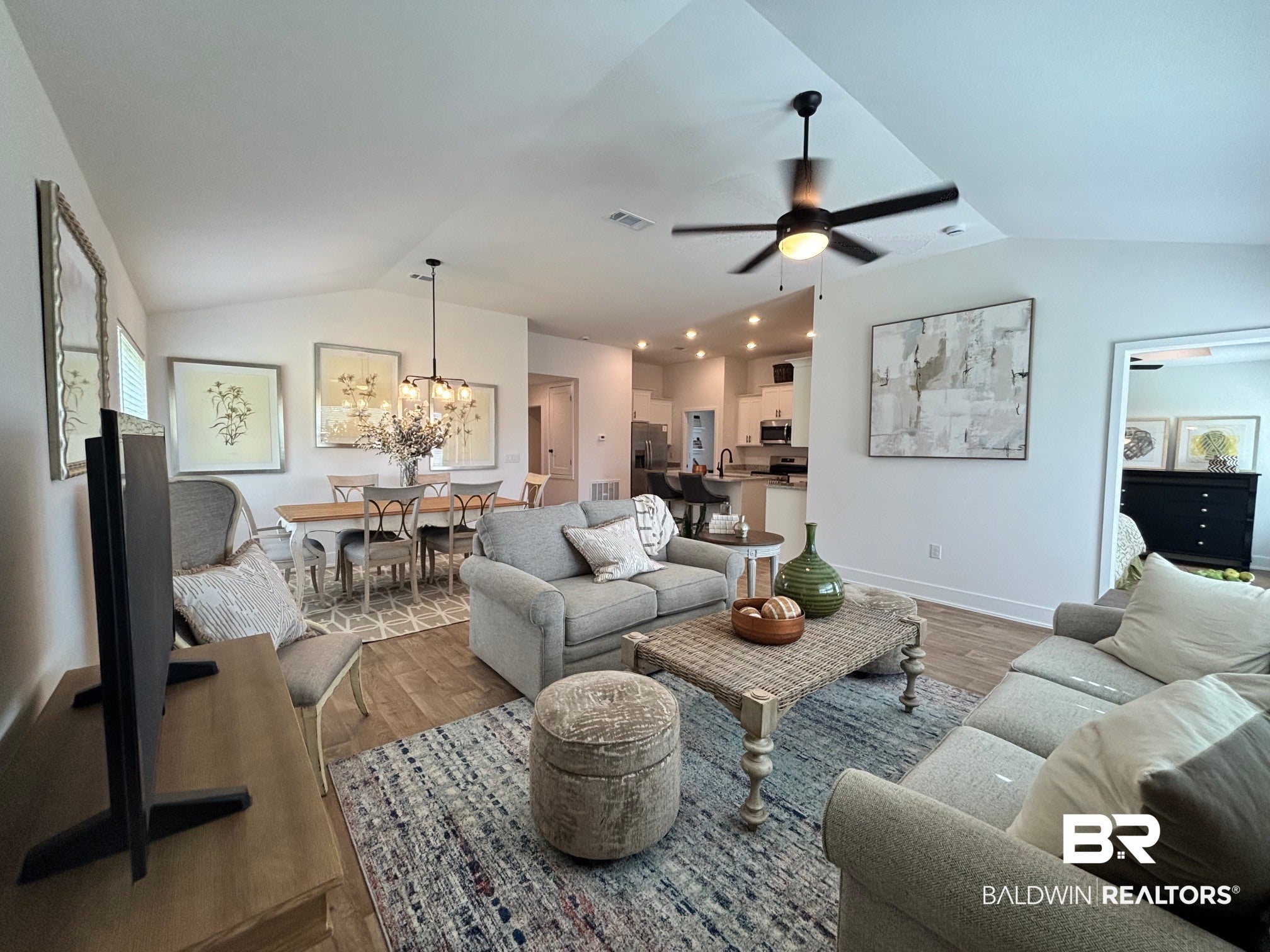 8938 Serama Dr