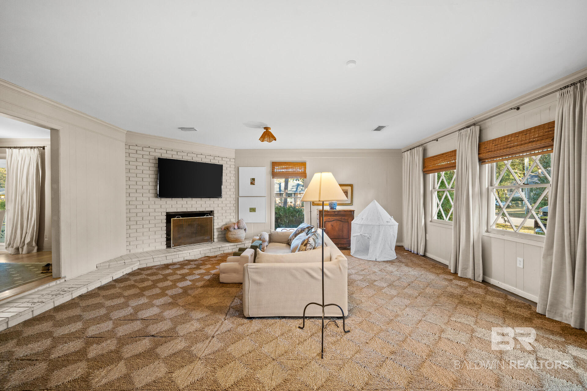 451 Ivy Circle
