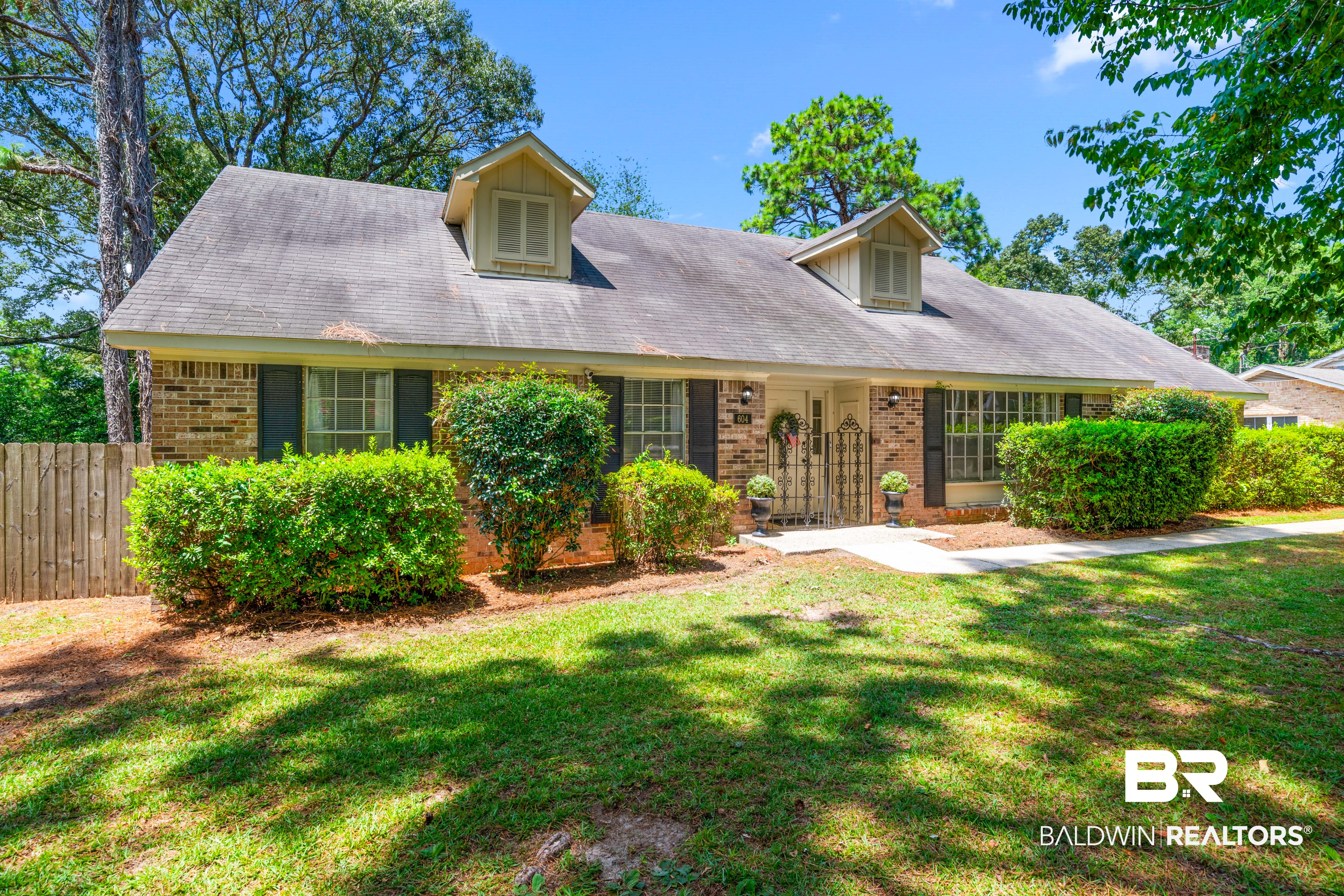 604 Southern Way