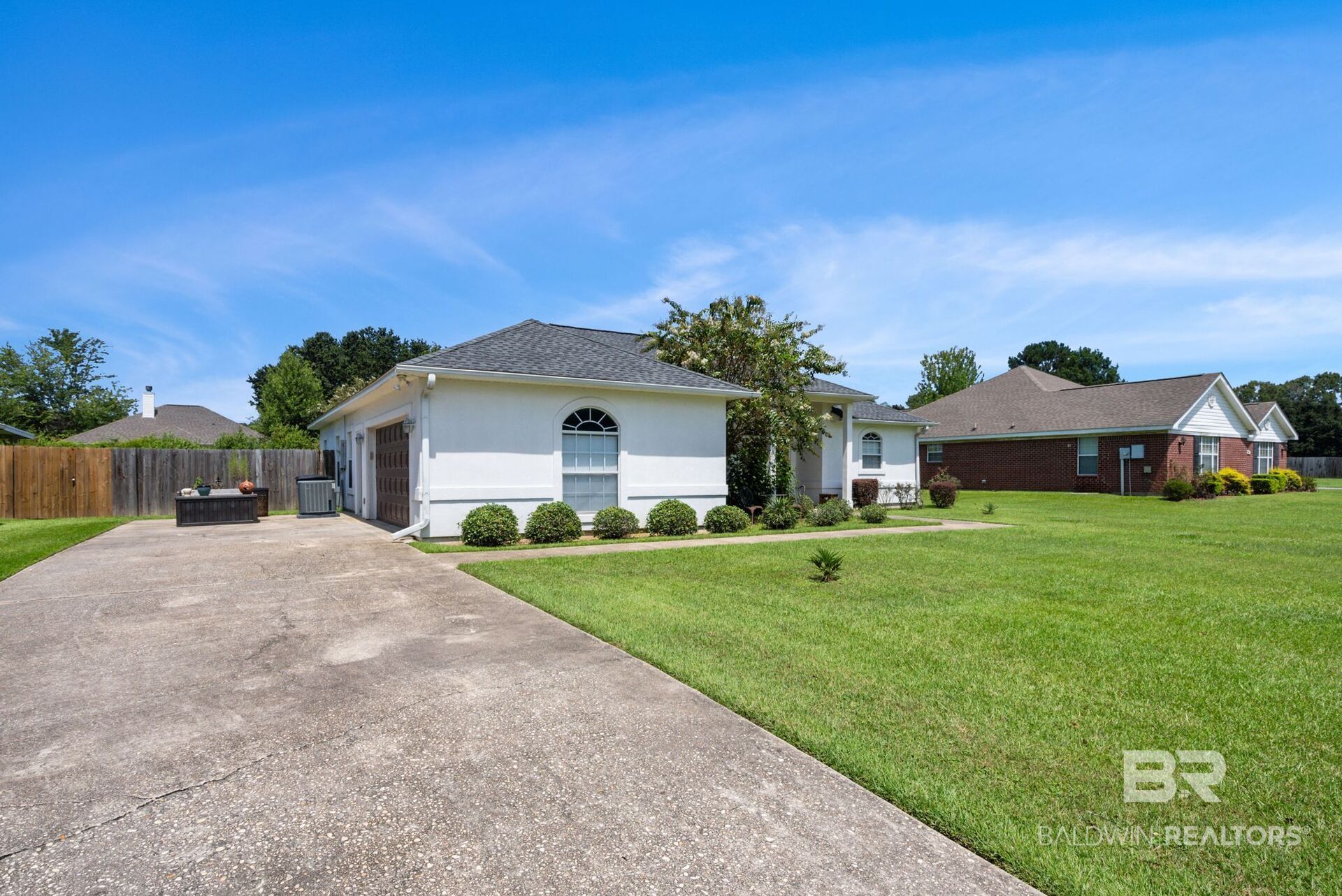 219 Driftwood Ave