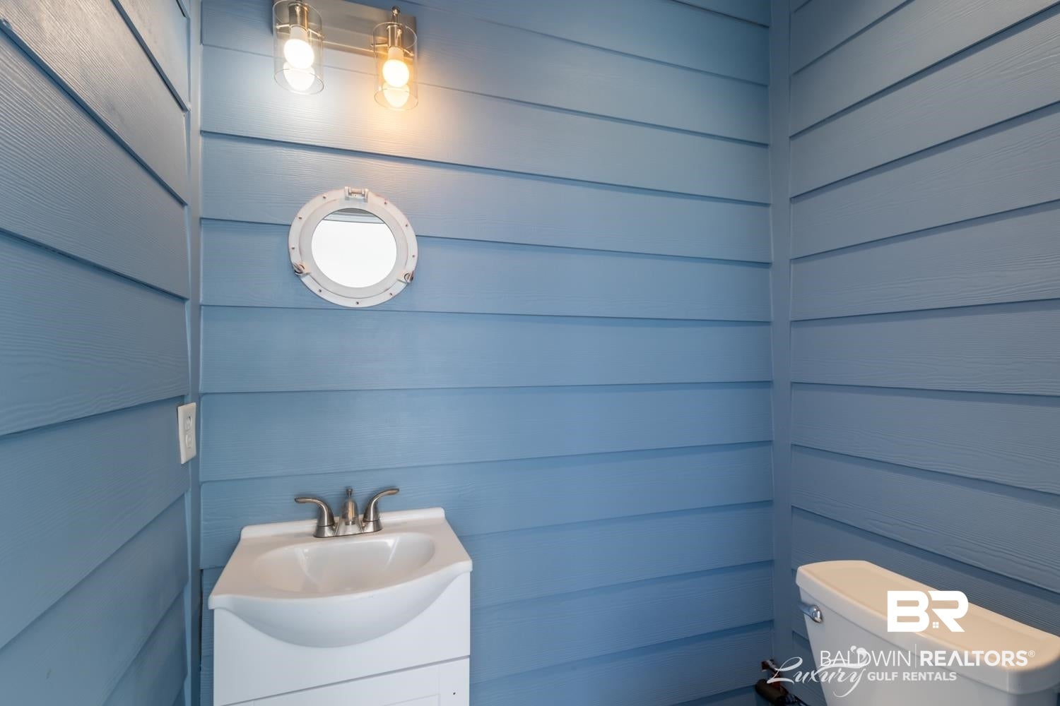 332 W Beach Blvd, Gulf Shores, AL, 36542, USA, 8 Bedrooms Bedrooms, ,10 BathroomsBathrooms,Residential,Contingent,332 W Beach Blvd,398610