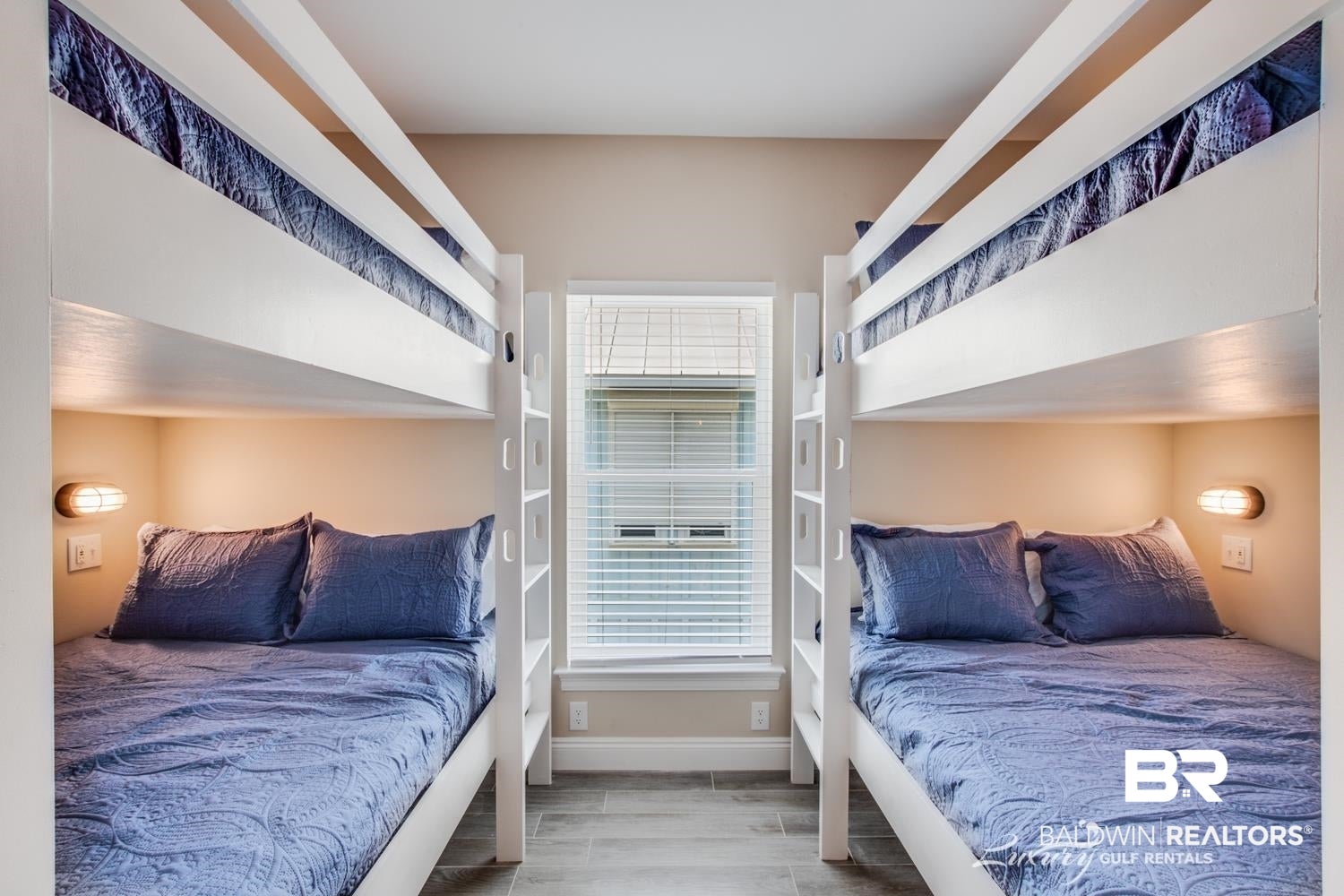 332 W Beach Blvd, Gulf Shores, AL, 36542, USA, 8 Bedrooms Bedrooms, ,10 BathroomsBathrooms,Residential,Contingent,332 W Beach Blvd,398610