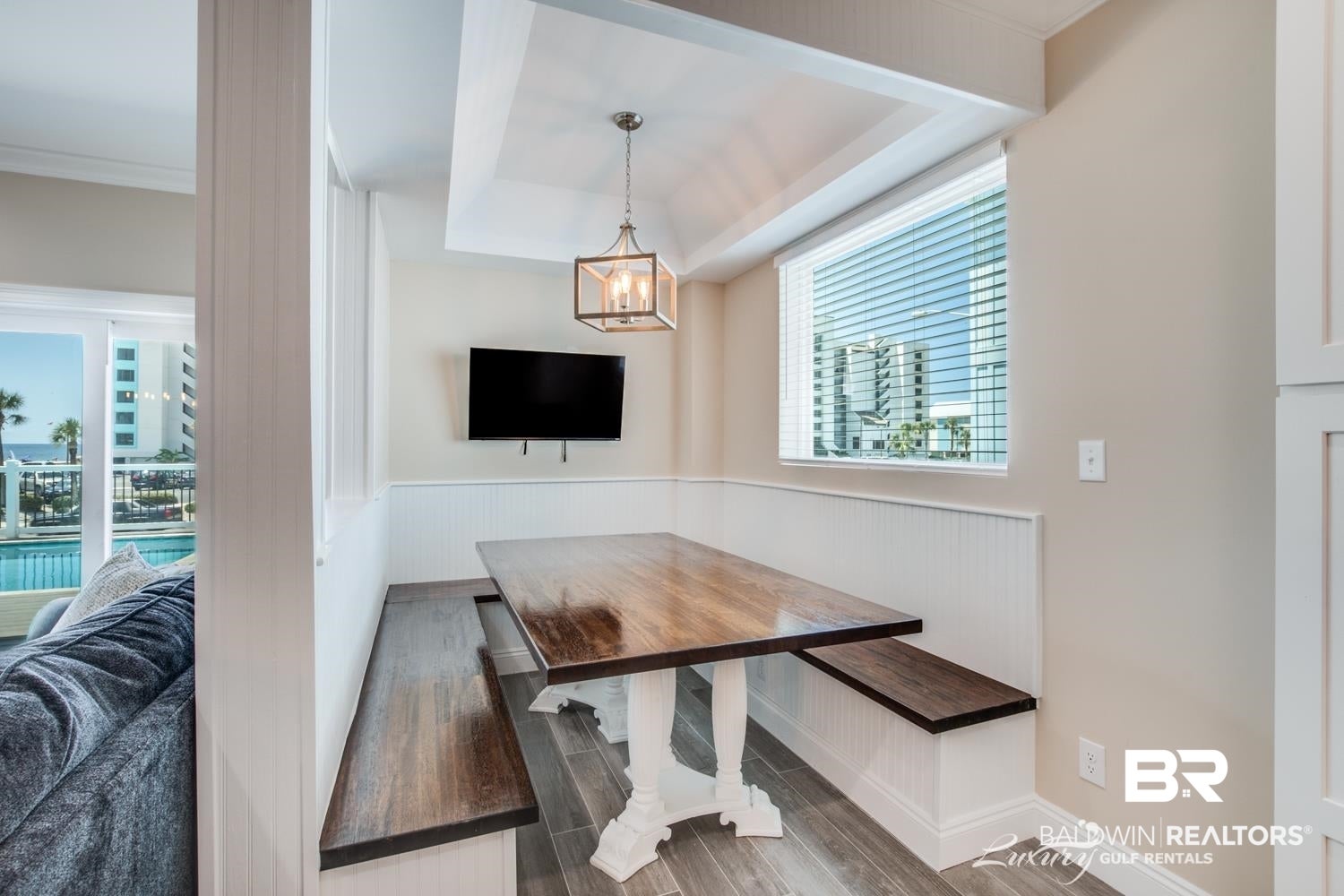 332 W Beach Blvd, Gulf Shores, AL, 36542, USA, 8 Bedrooms Bedrooms, ,10 BathroomsBathrooms,Residential,Contingent,332 W Beach Blvd,398610