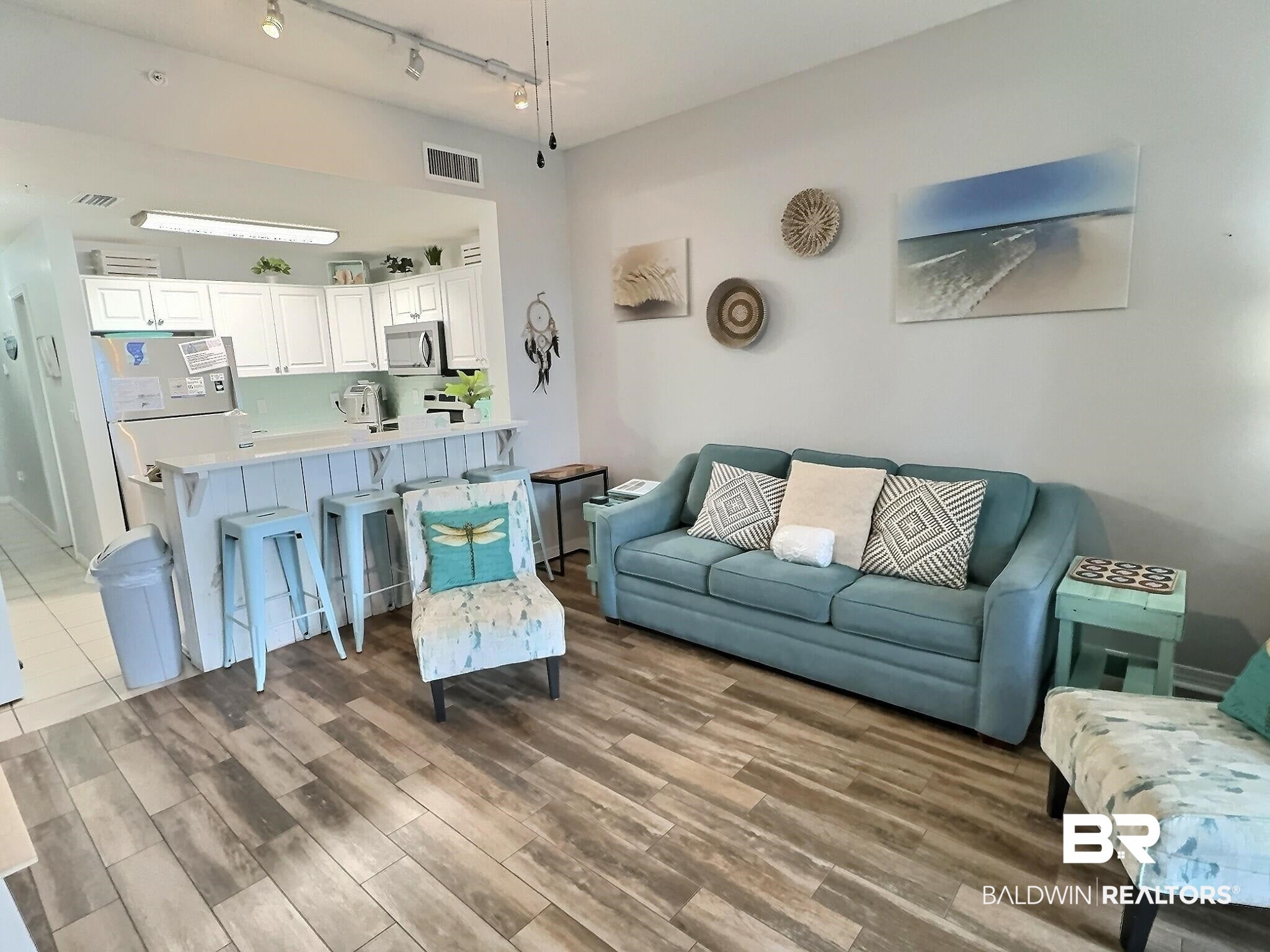 1380 State Highway 180 105