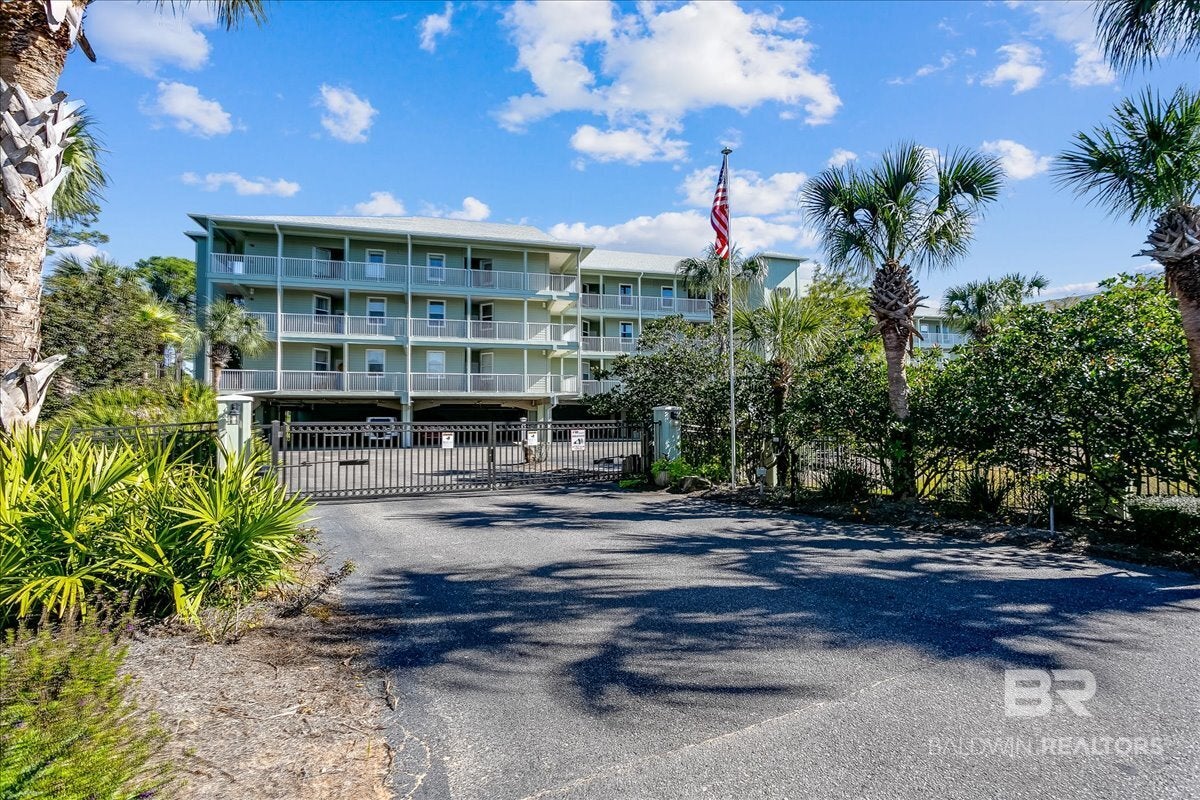 4060 Indigo Drive 307
