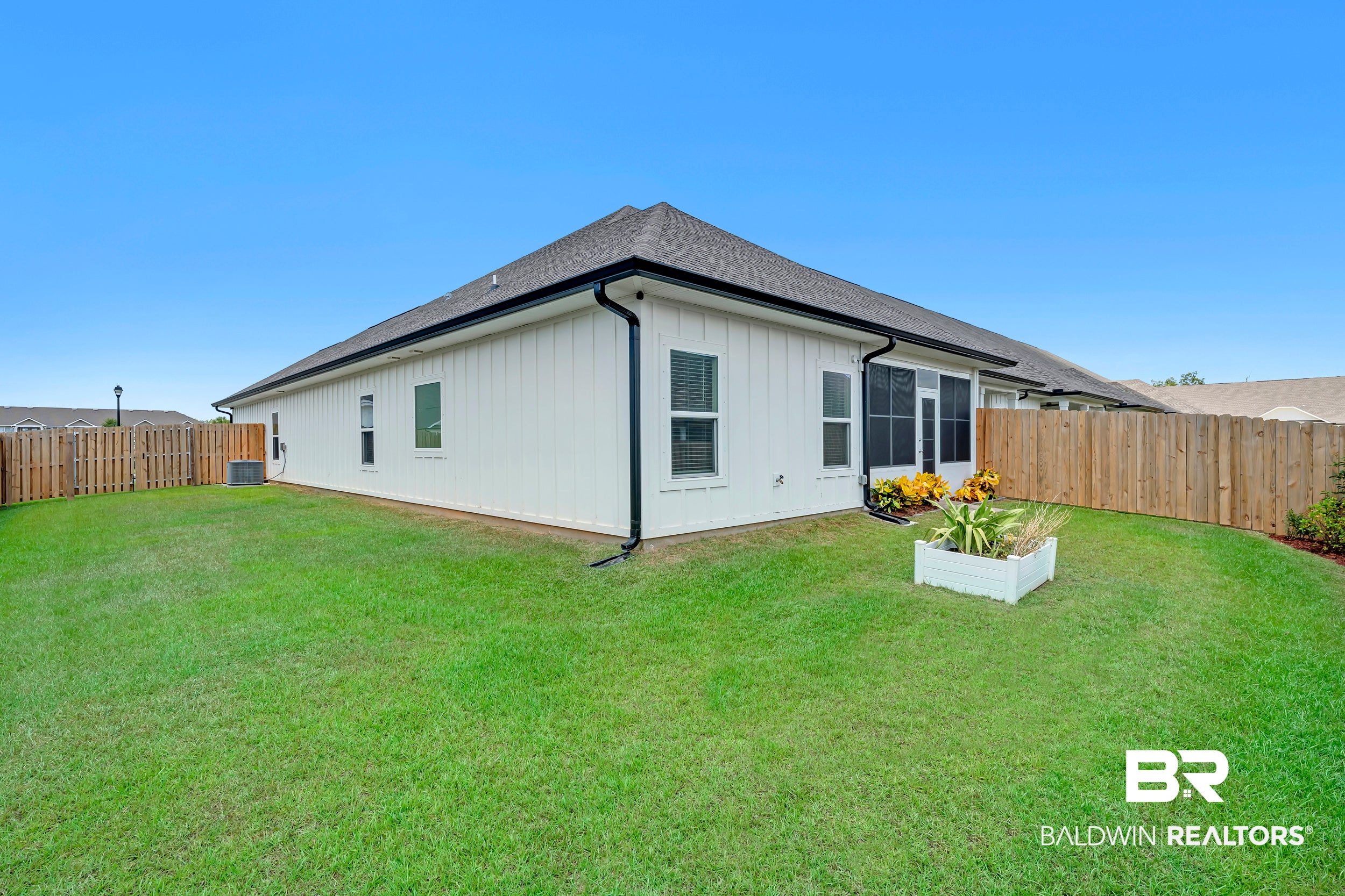 9904 Willet Way