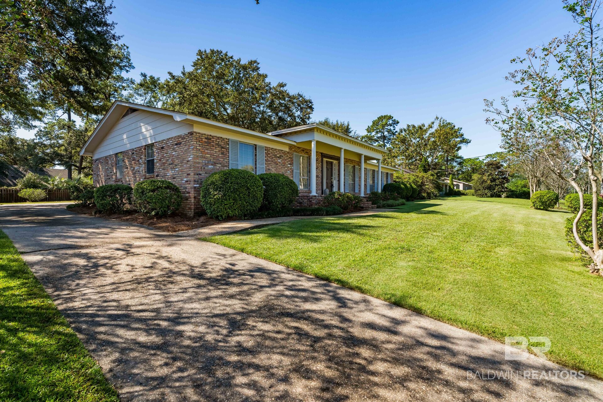 156 Country Club Drive
