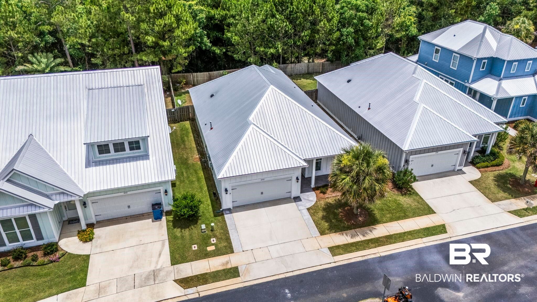 4952 E Cypress Loop