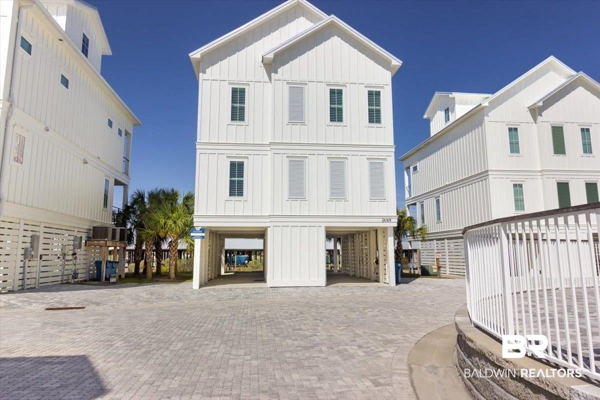 26169 Pelican Landing