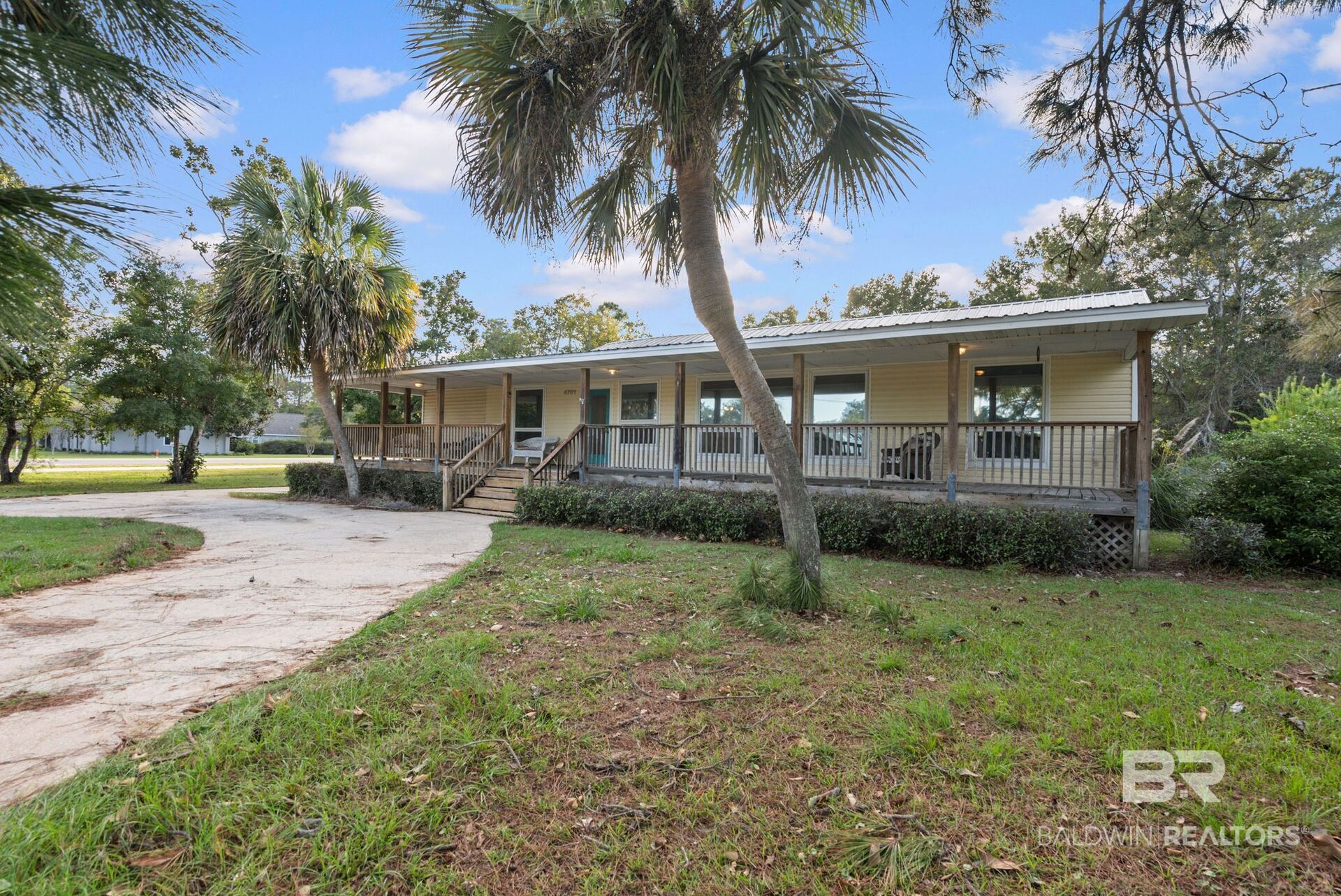 4701 Bay Circle
